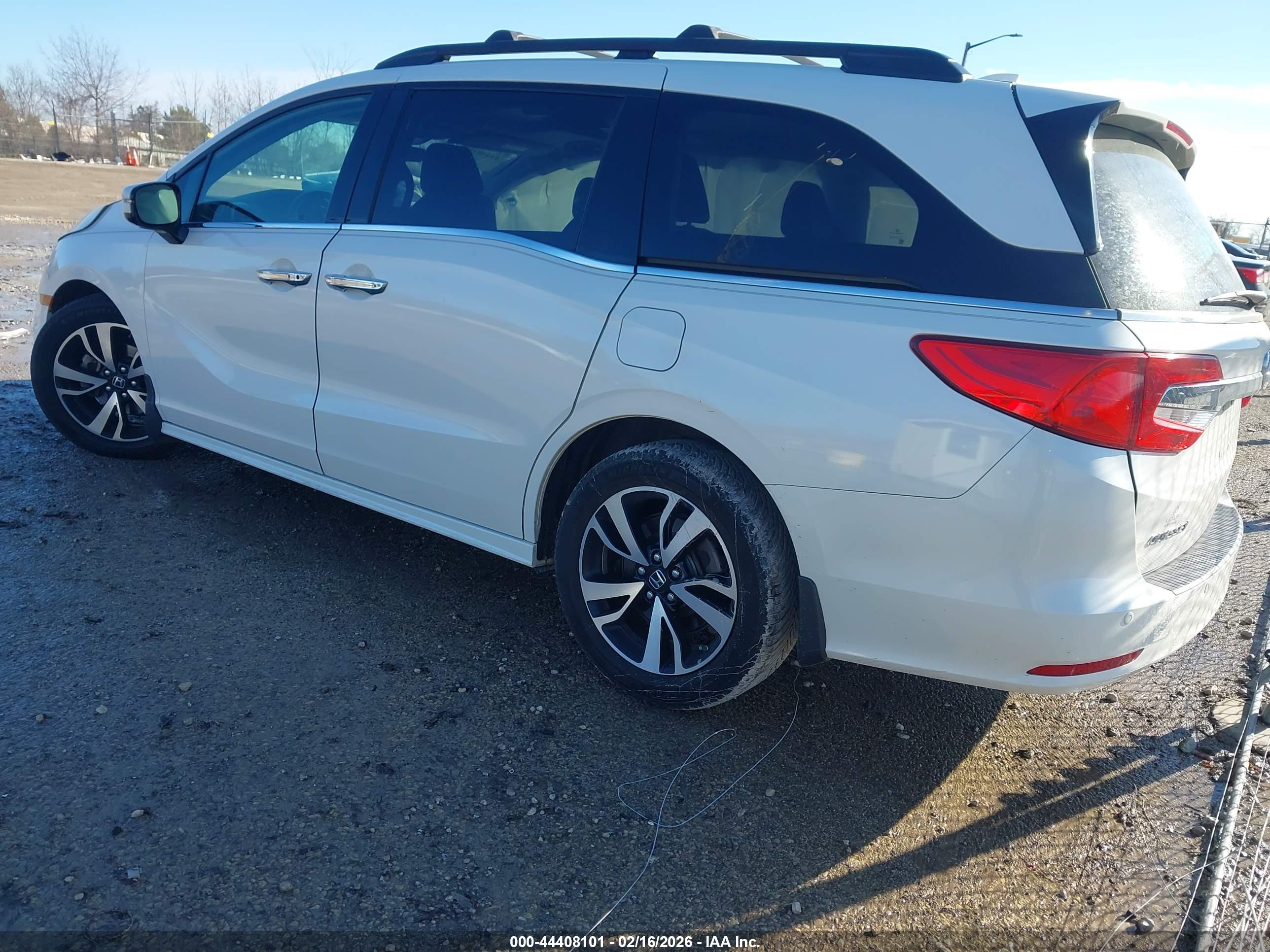 HONDA ODYSSEY image 3