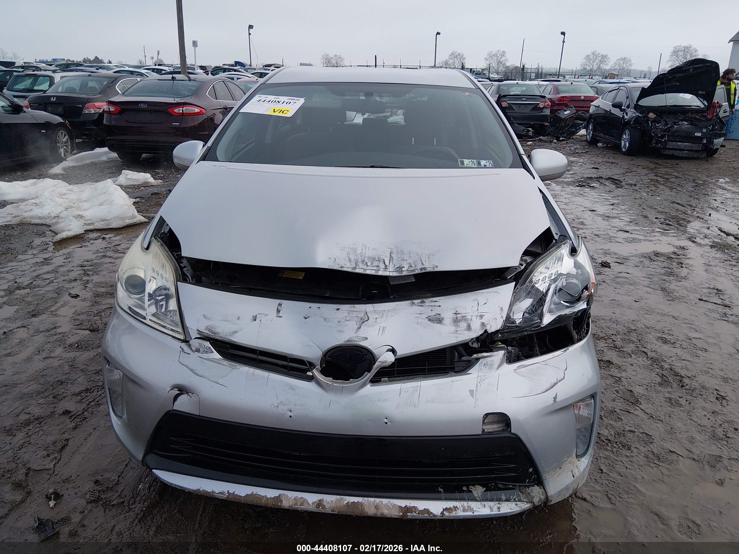 TOYOTA PRIUS image 6