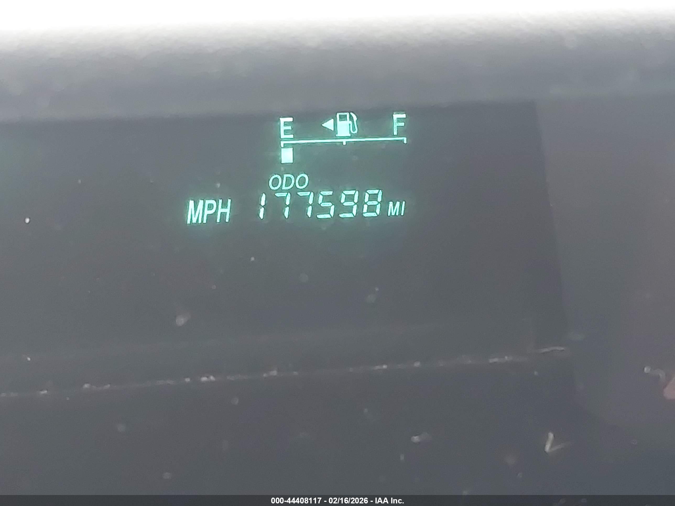 TOYOTA PRIUS image 7