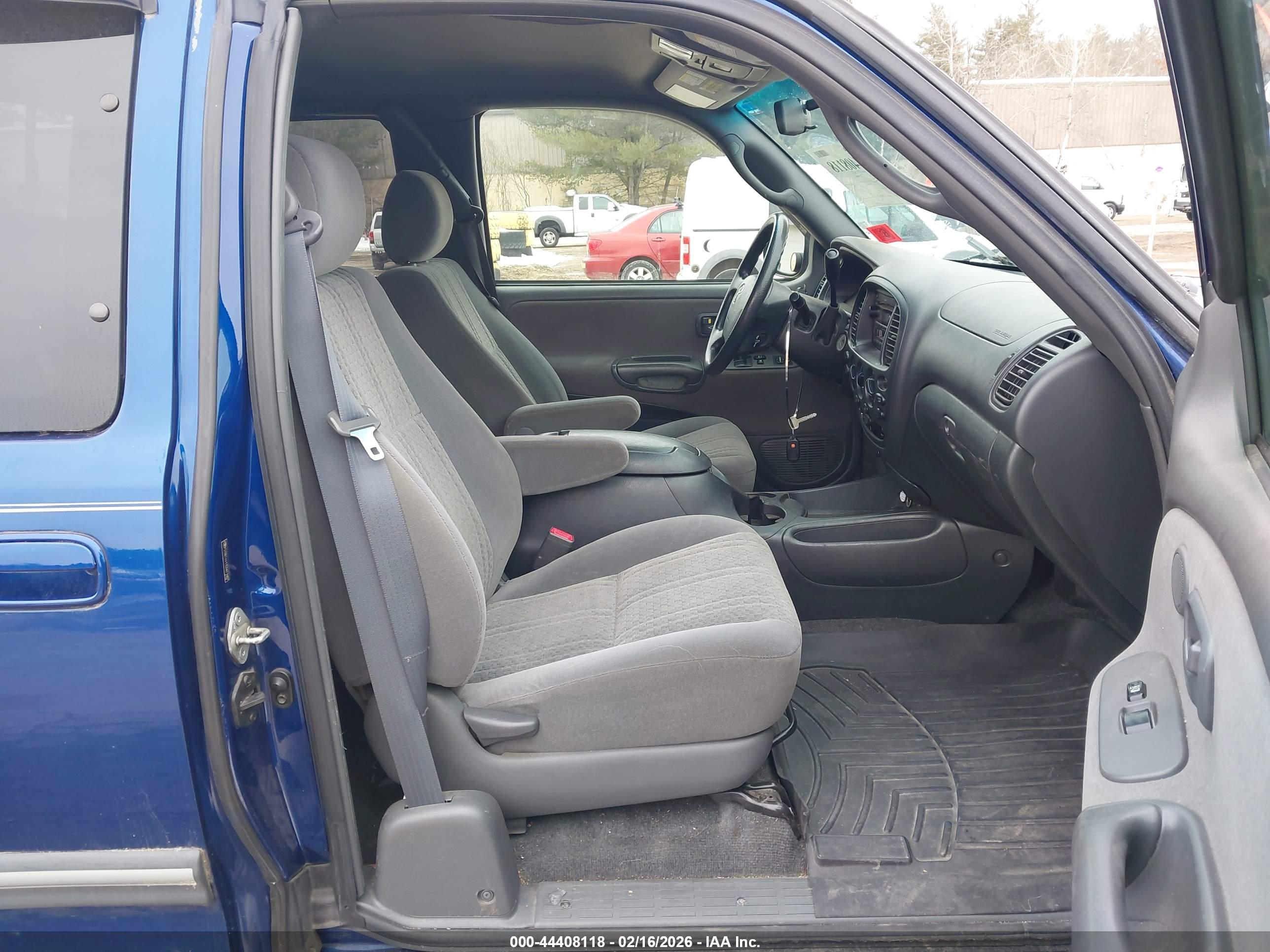 TOYOTA TUNDRA image 5