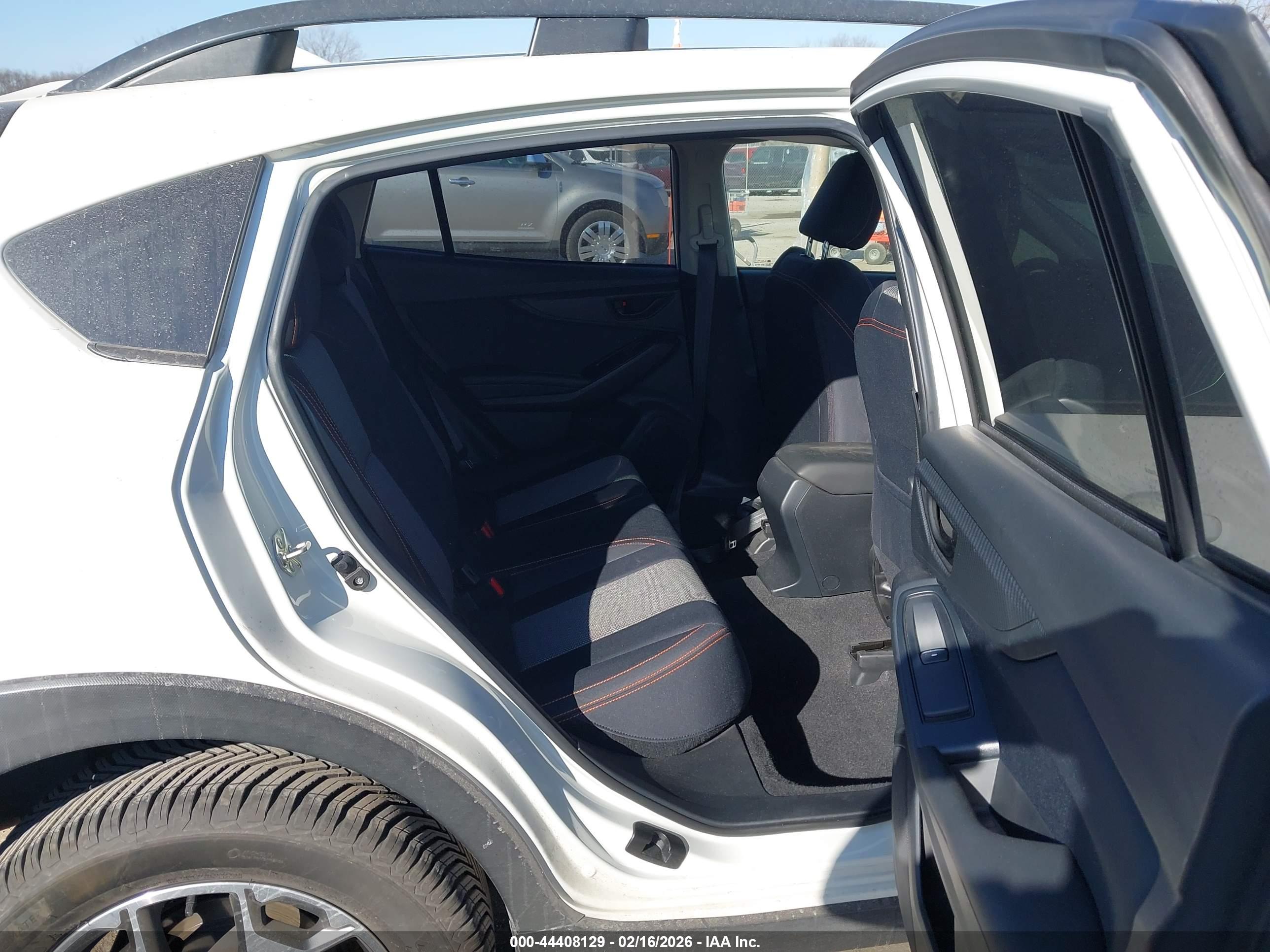SUBARU CROSSTREK image 8
