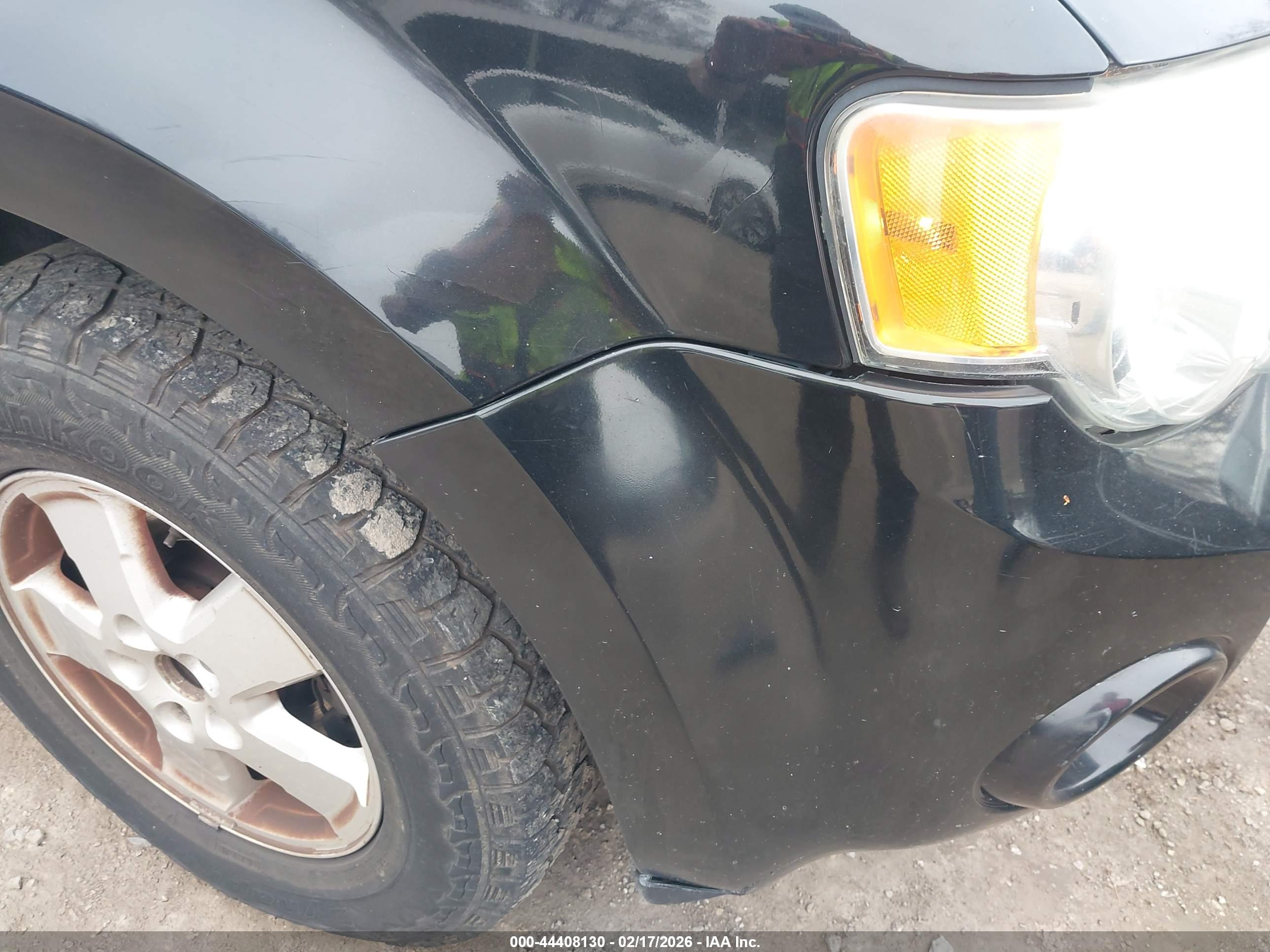 FORD ESCAPE image 6