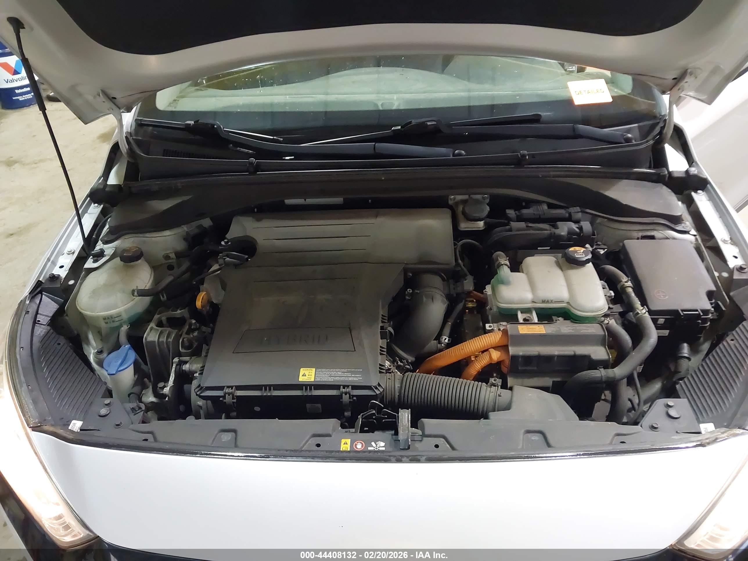 HYUNDAI IONIQ image 10