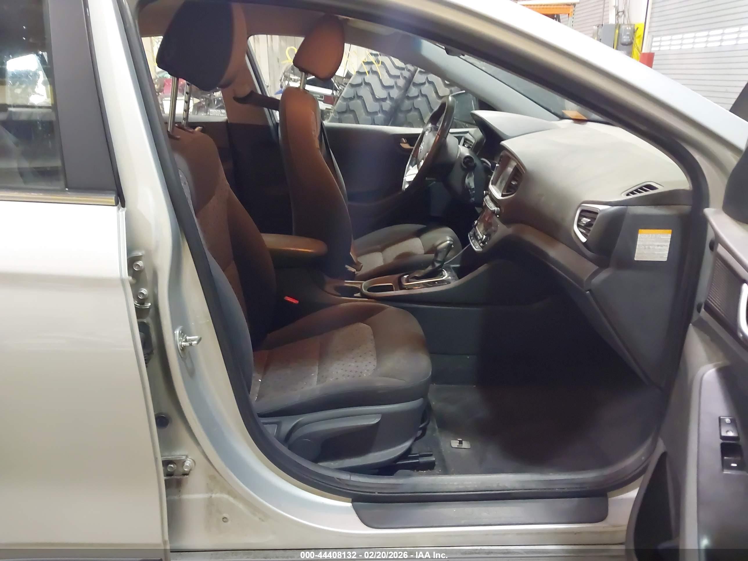 HYUNDAI IONIQ image 5