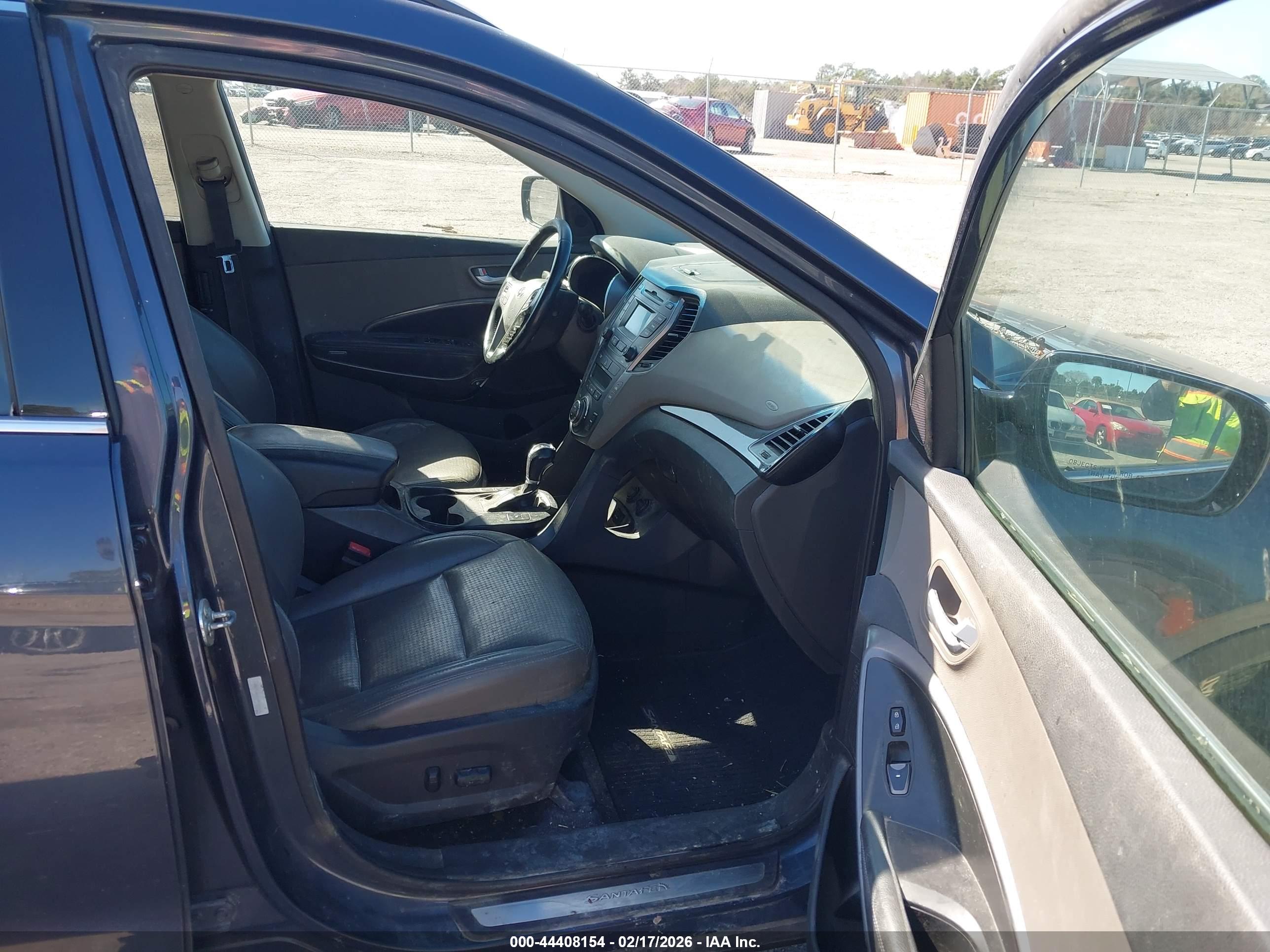 HYUNDAI SANTA image 5