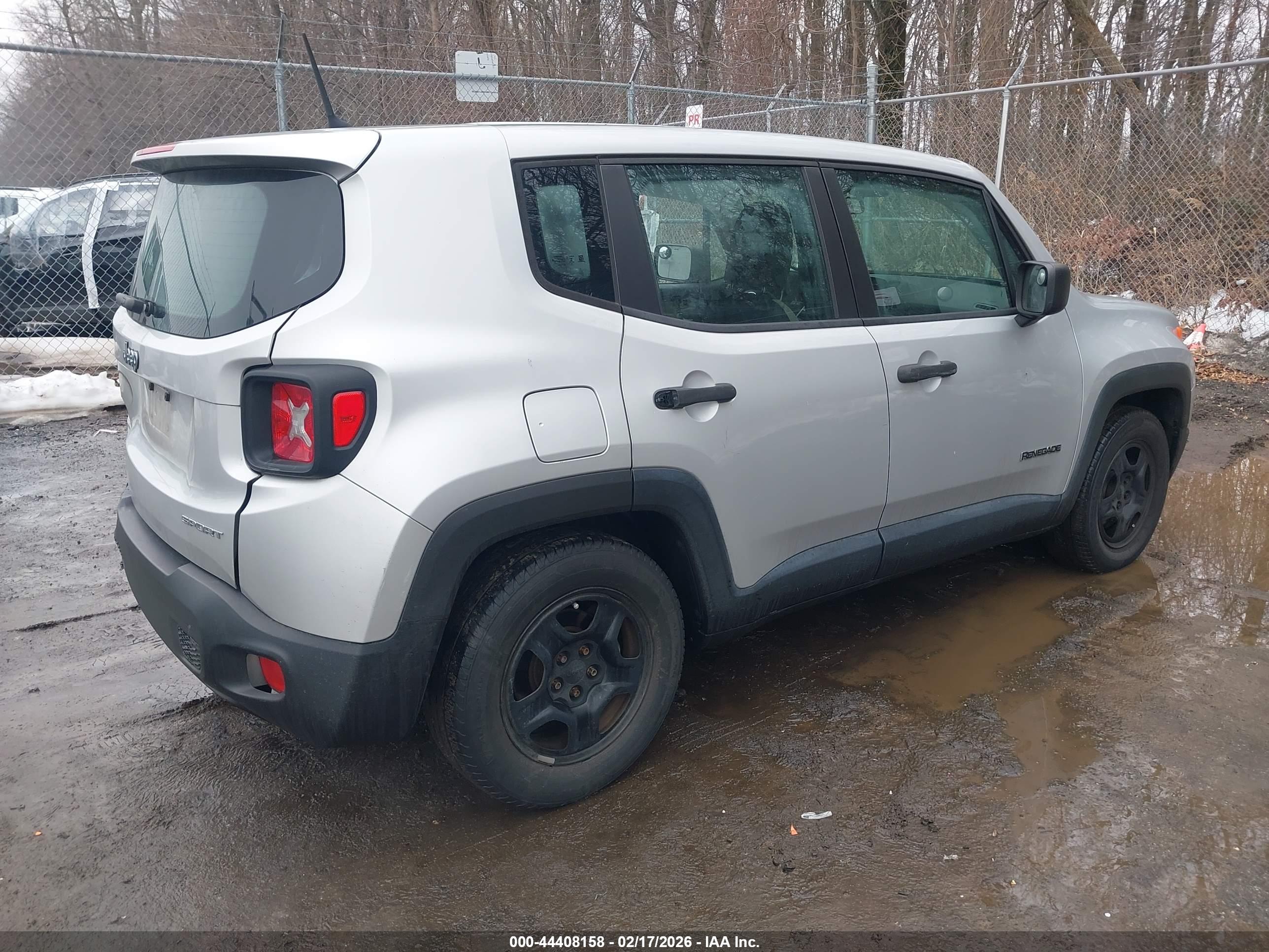 JEEP RENEGADE image 4