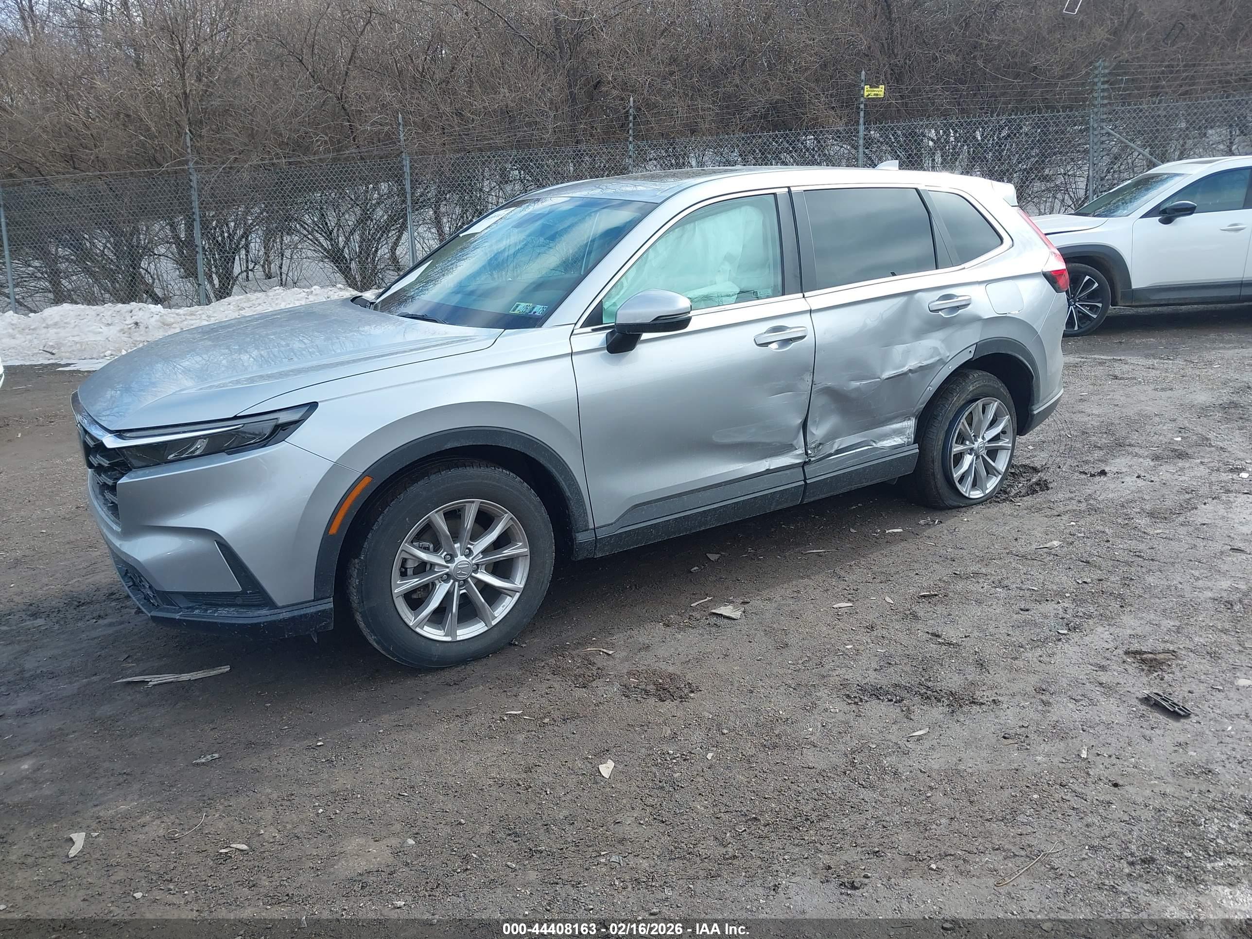 HONDA CR-V image 2