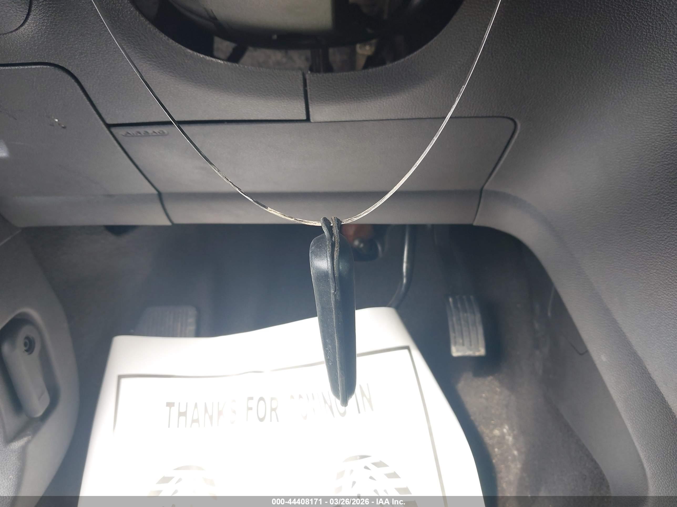 FORD ESCAPE image 11