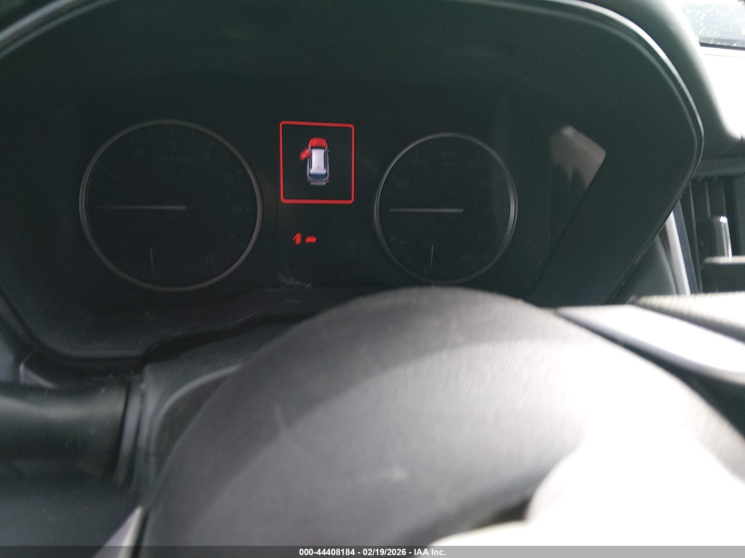 SUBARU OUTBACK image 7