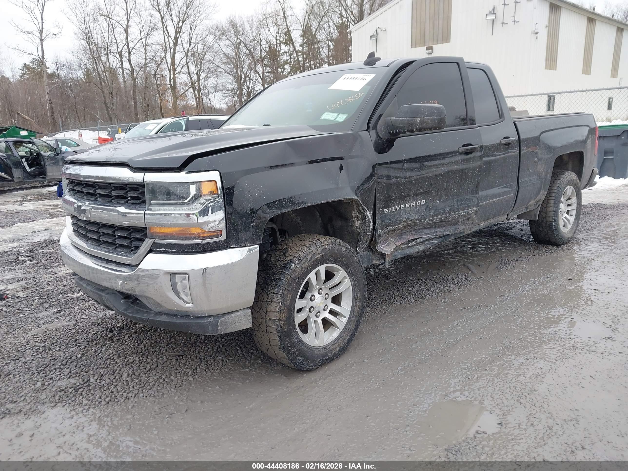 CHEVROLET SILVERADO image 2
