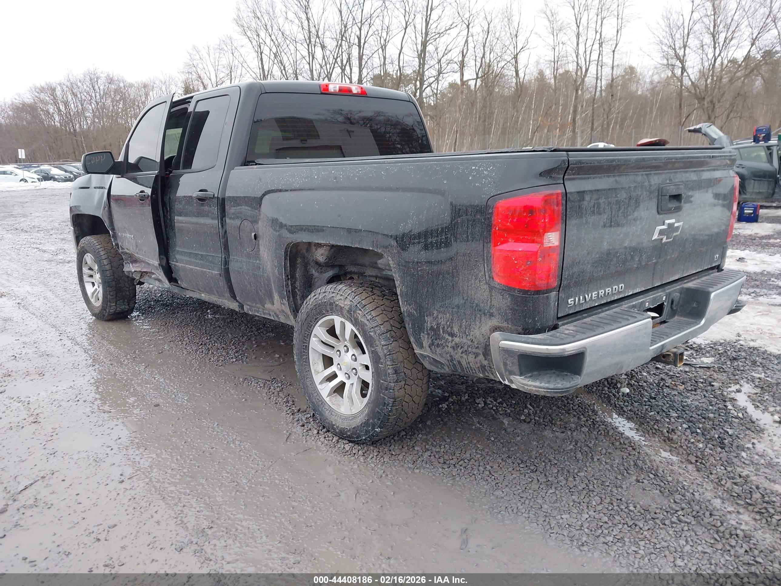 CHEVROLET SILVERADO image 3
