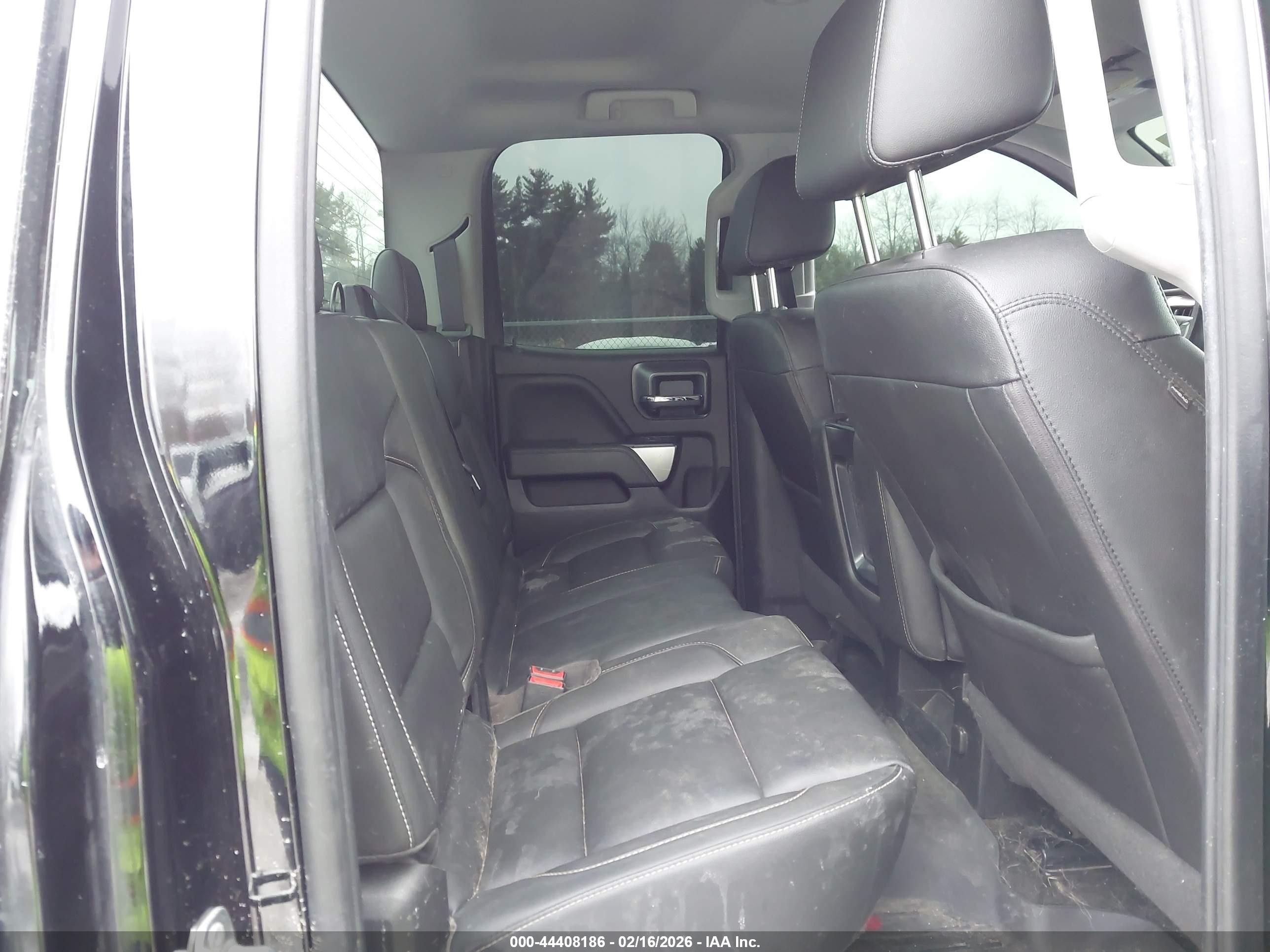CHEVROLET SILVERADO image 8