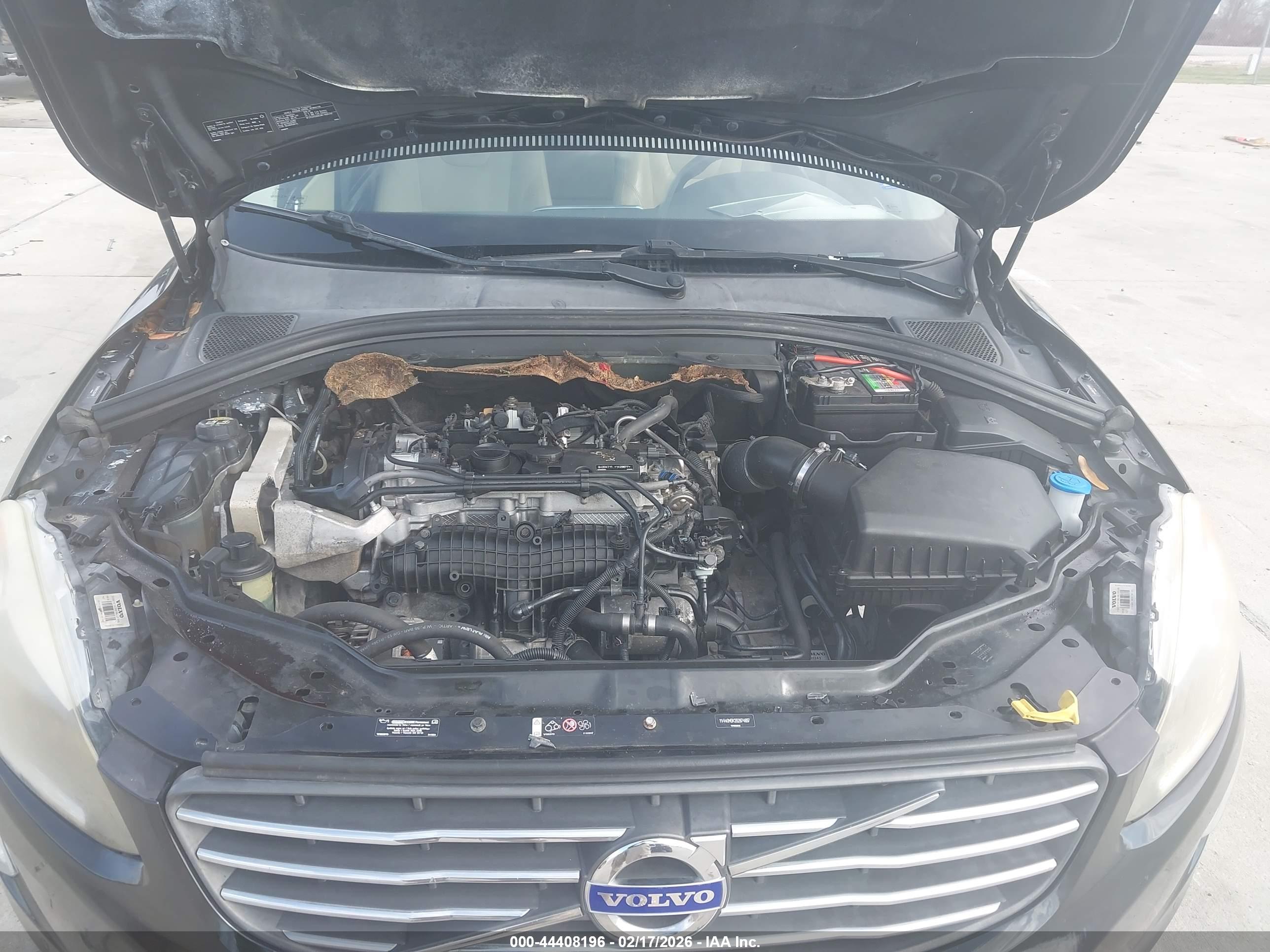 VOLVO XC60 image 10