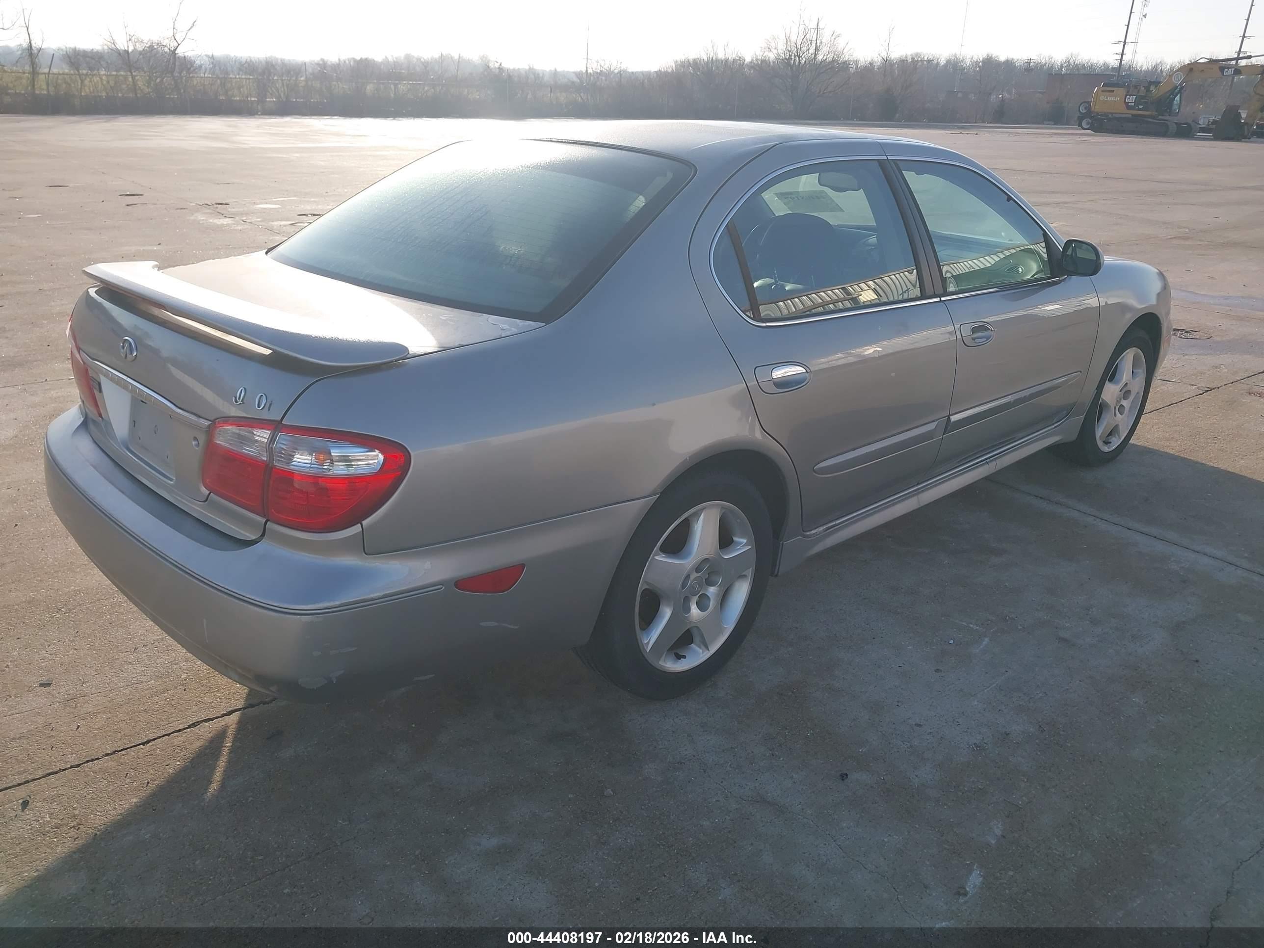 INFINITI I30 image 4