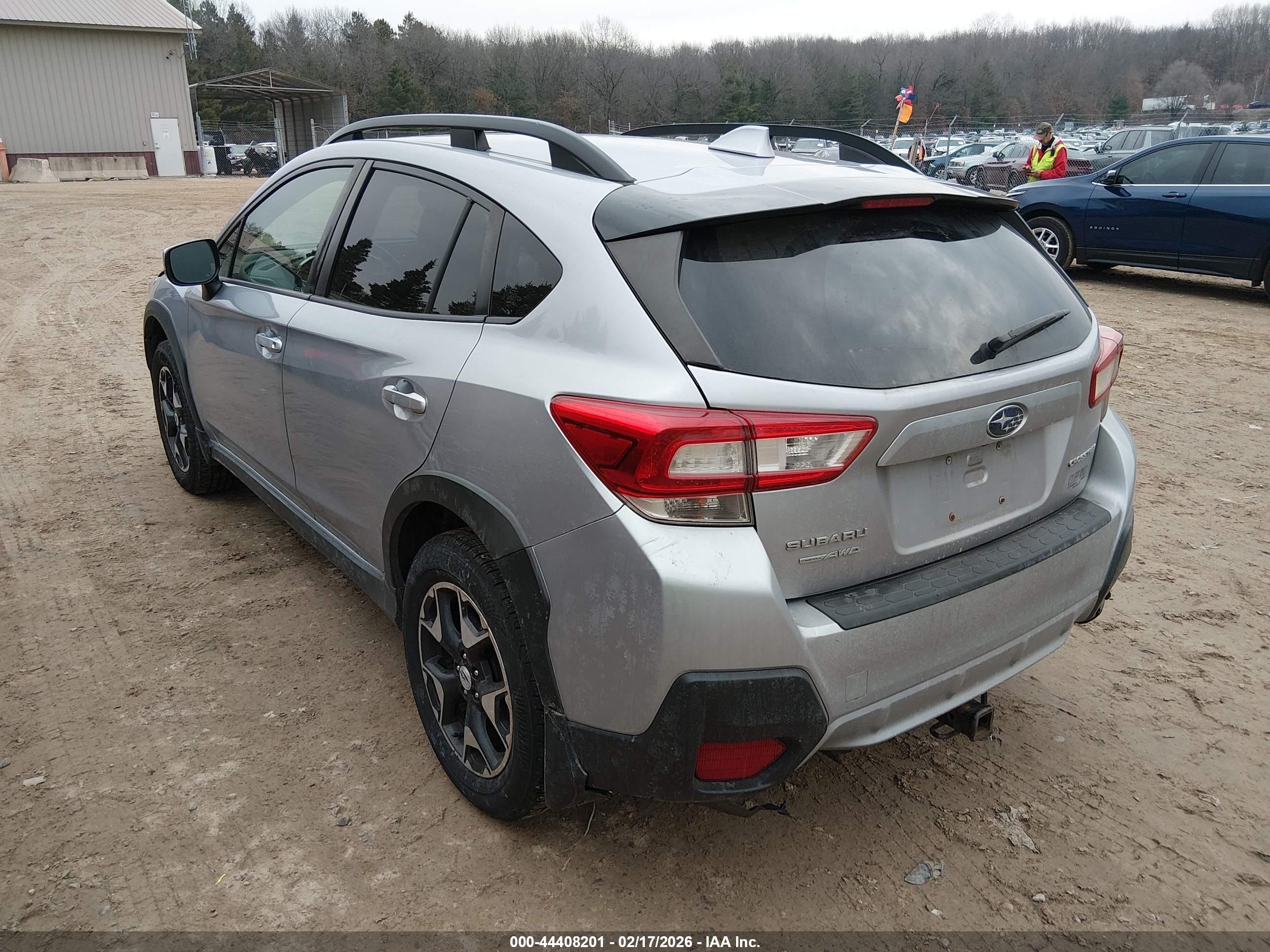 SUBARU CROSSTREK image 3