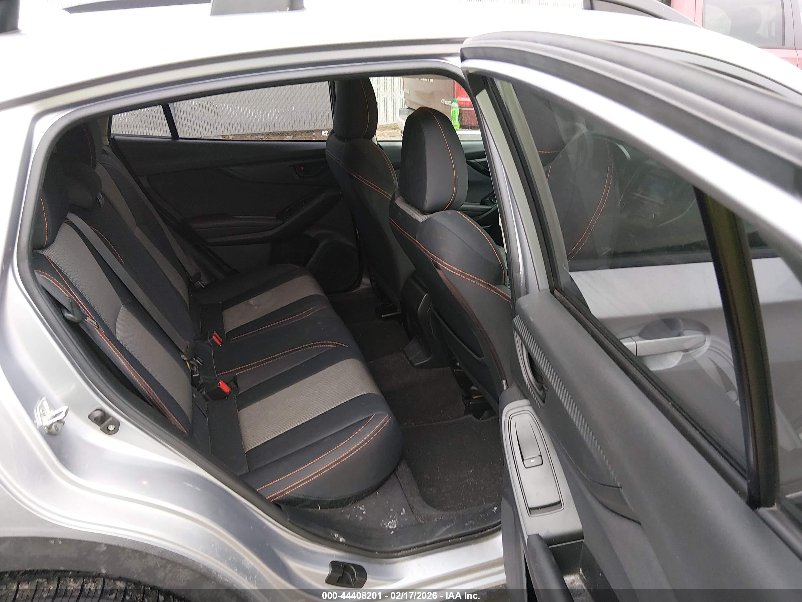SUBARU CROSSTREK image 8