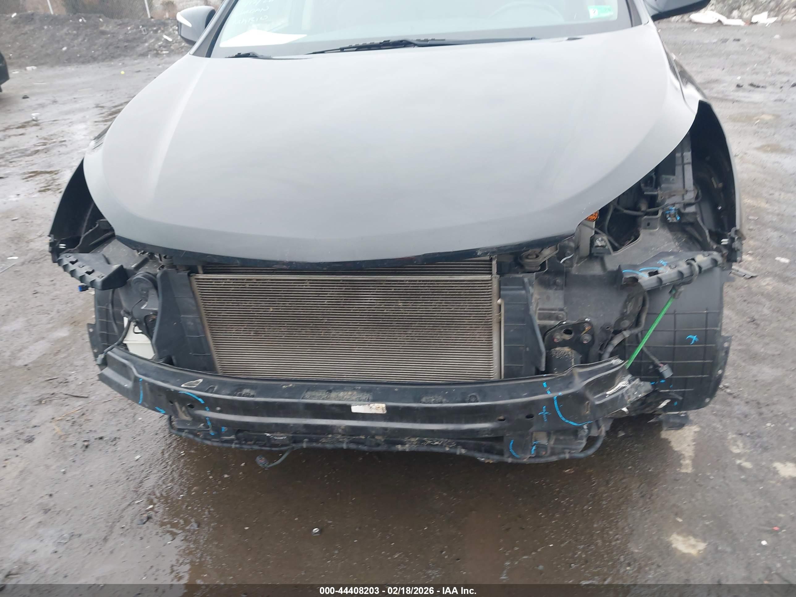 HYUNDAI SANTA image 6