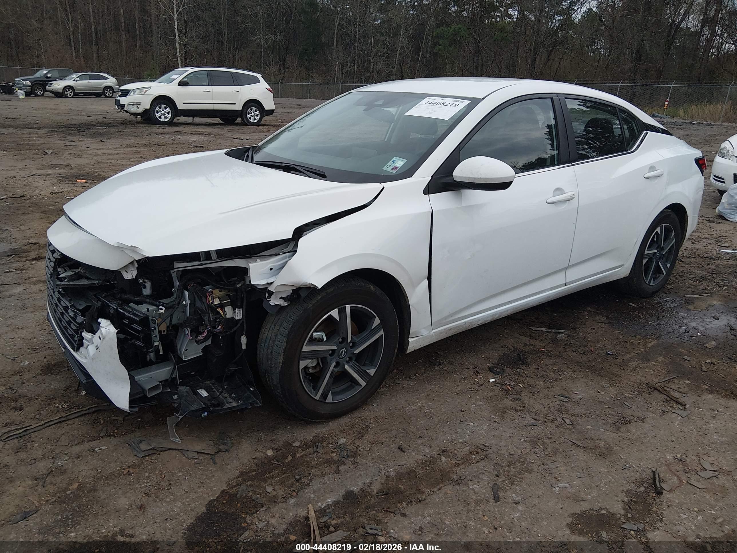 NISSAN SENTRA image 2
