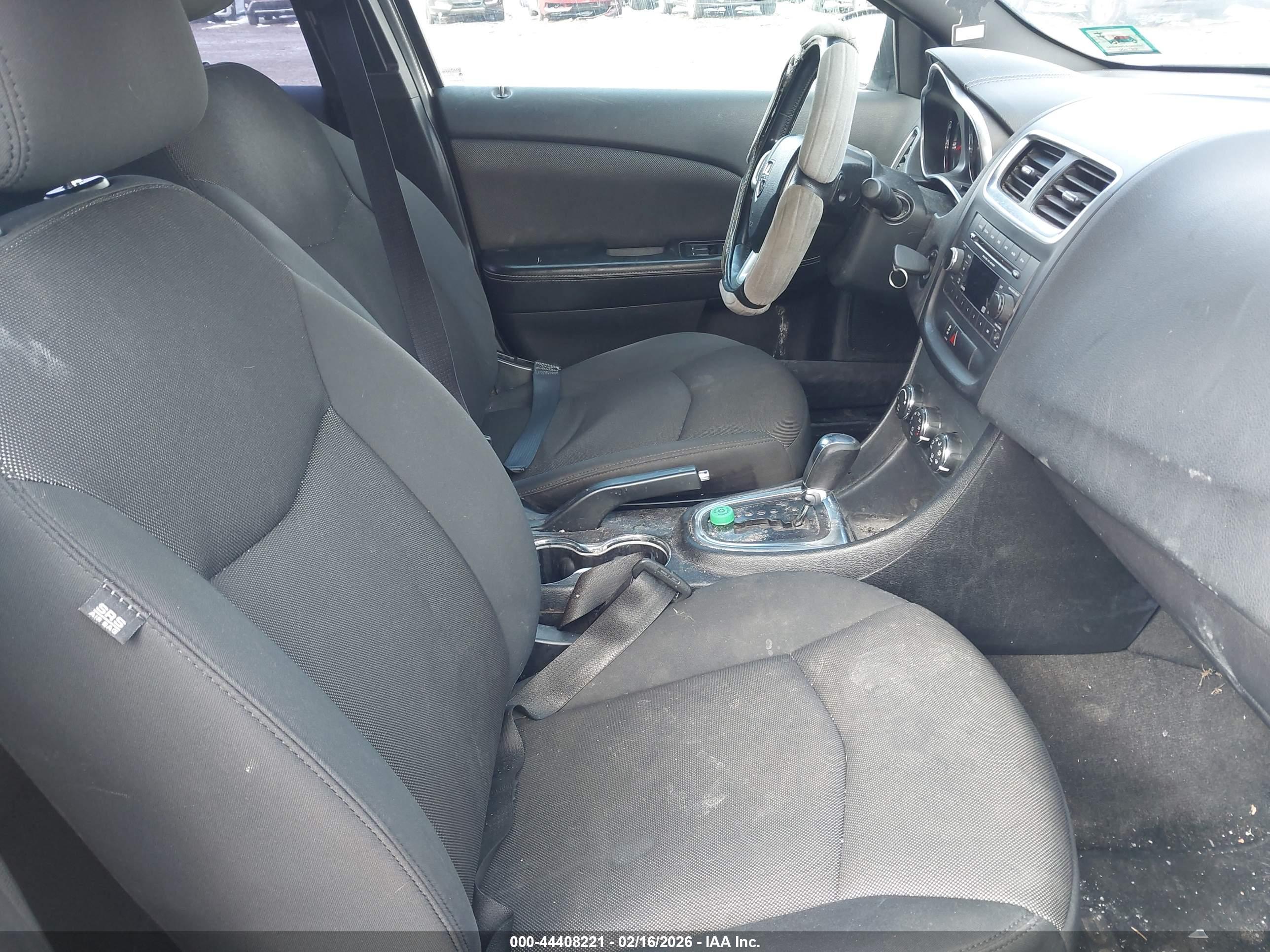 DODGE AVENGER image 5