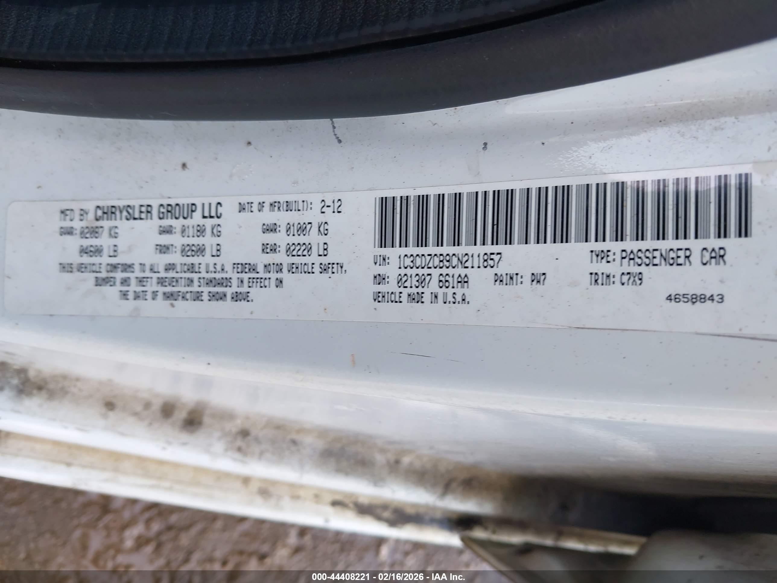 DODGE AVENGER image 9