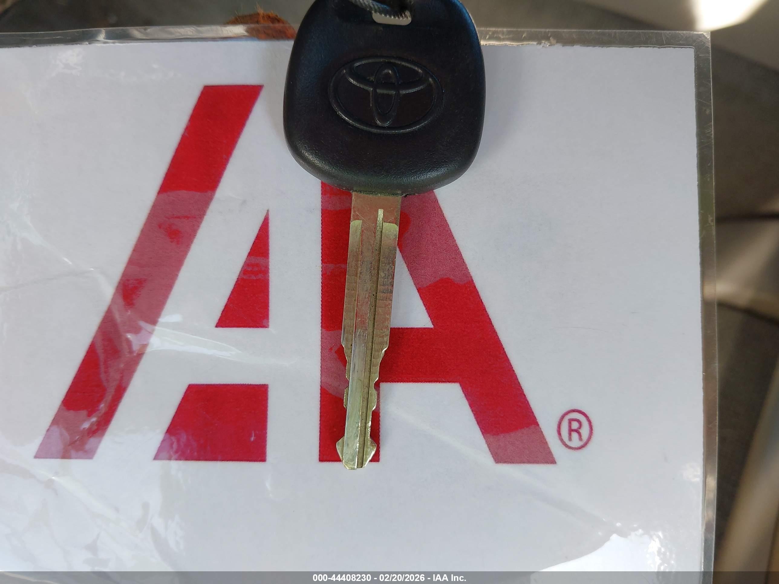 TOYOTA 4RUNNER image 11