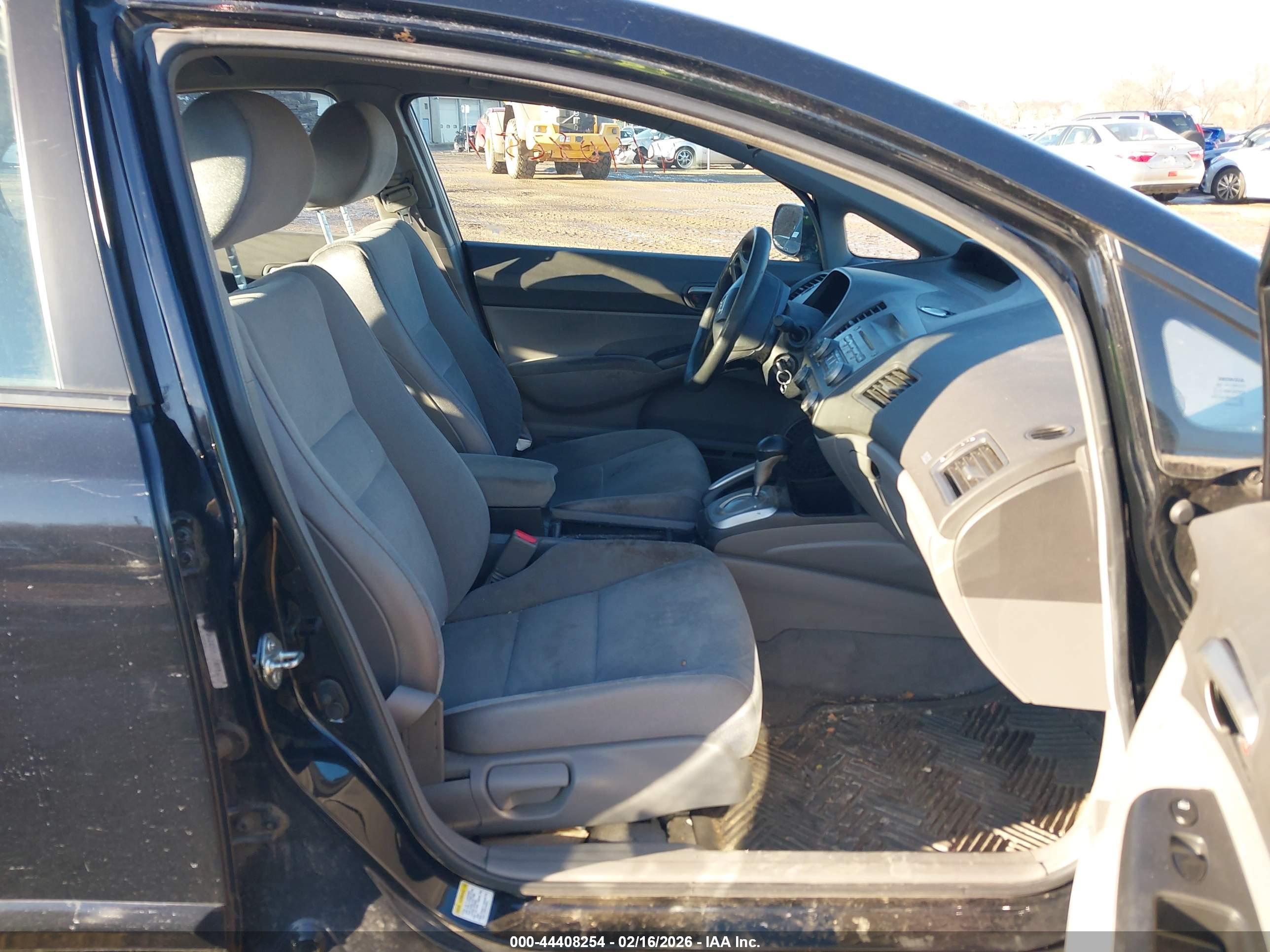 HONDA CIVIC image 5