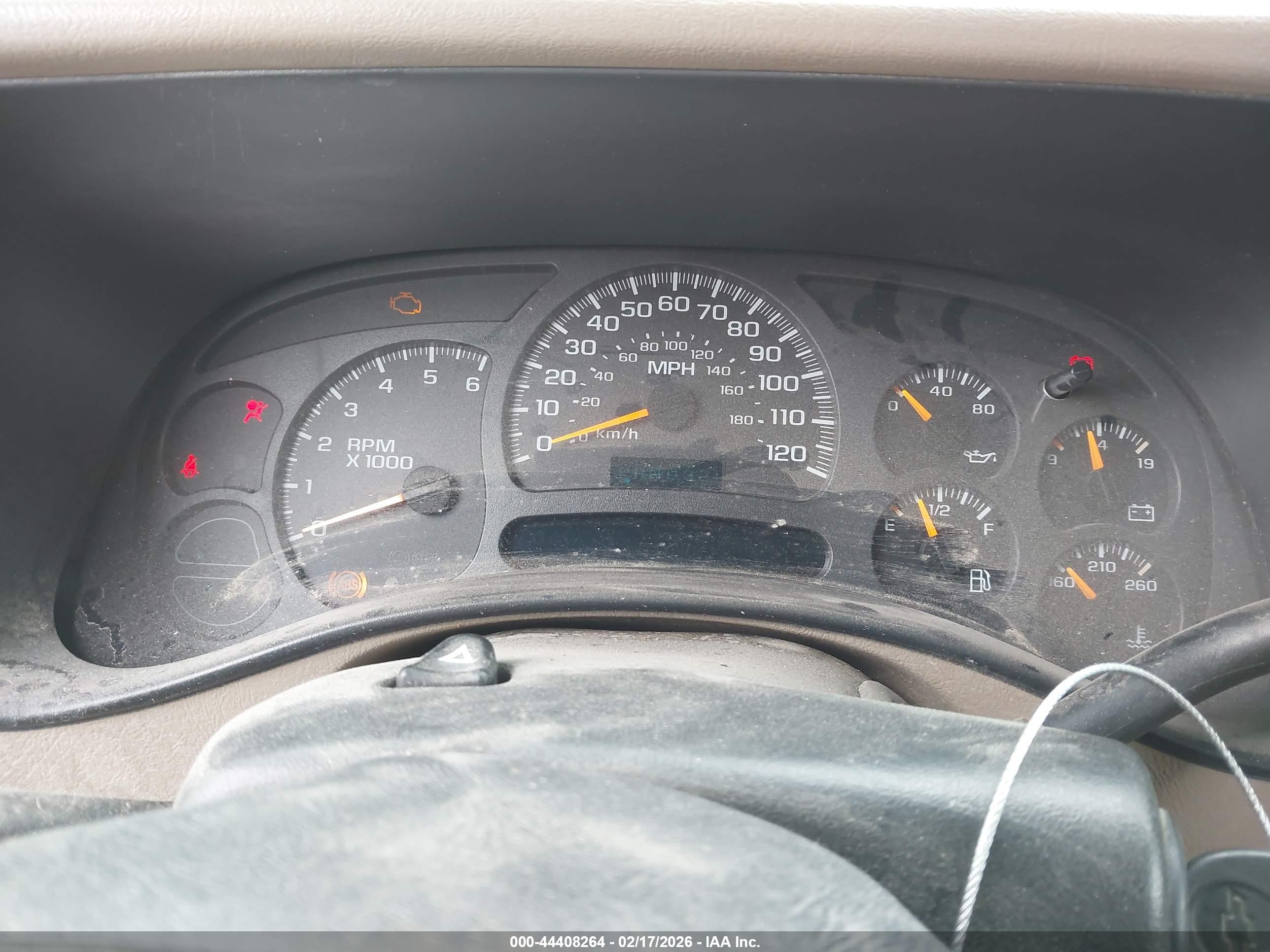 CHEVROLET SILVERADO image 7