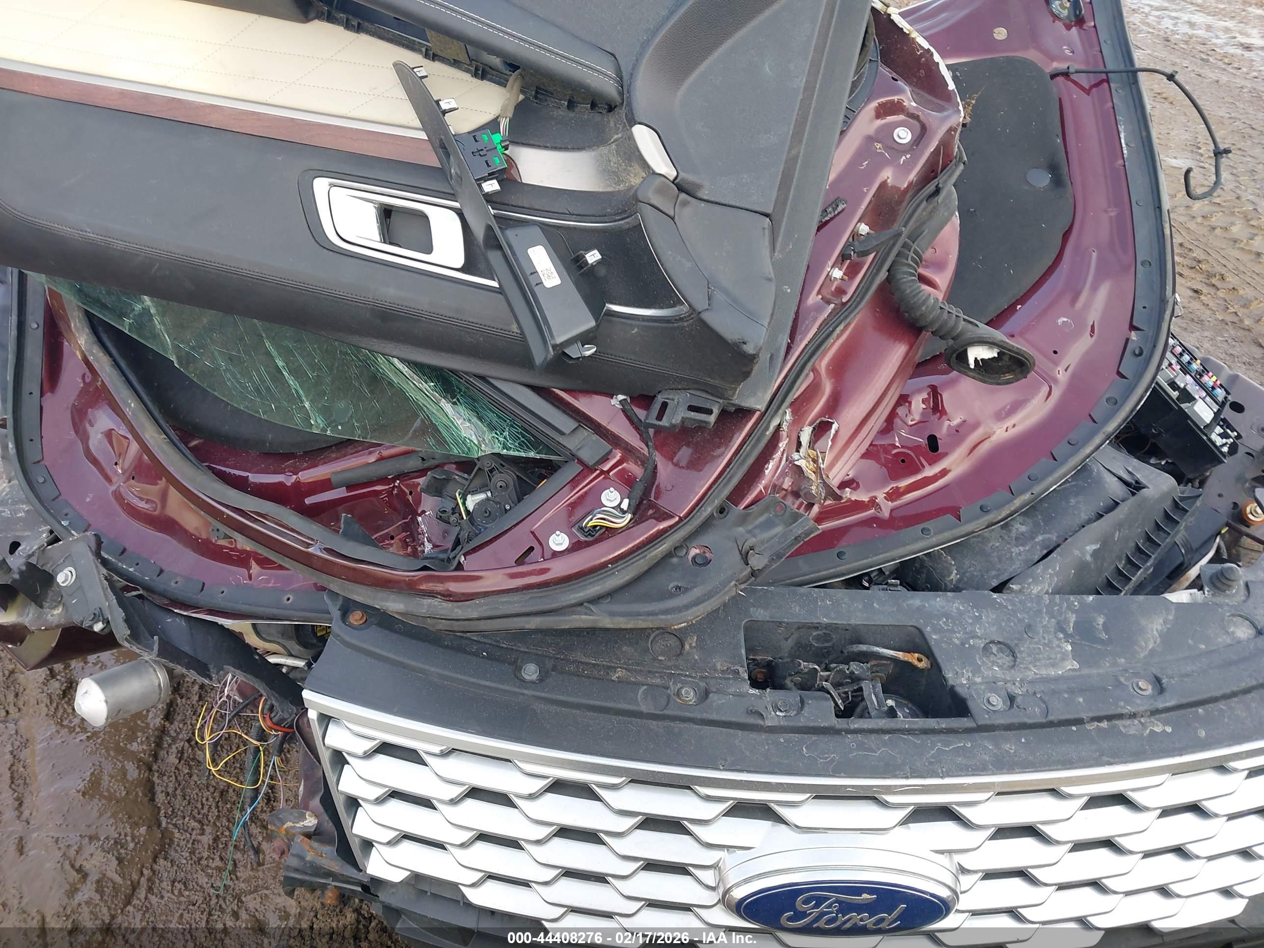 FORD EXPLORER image 10