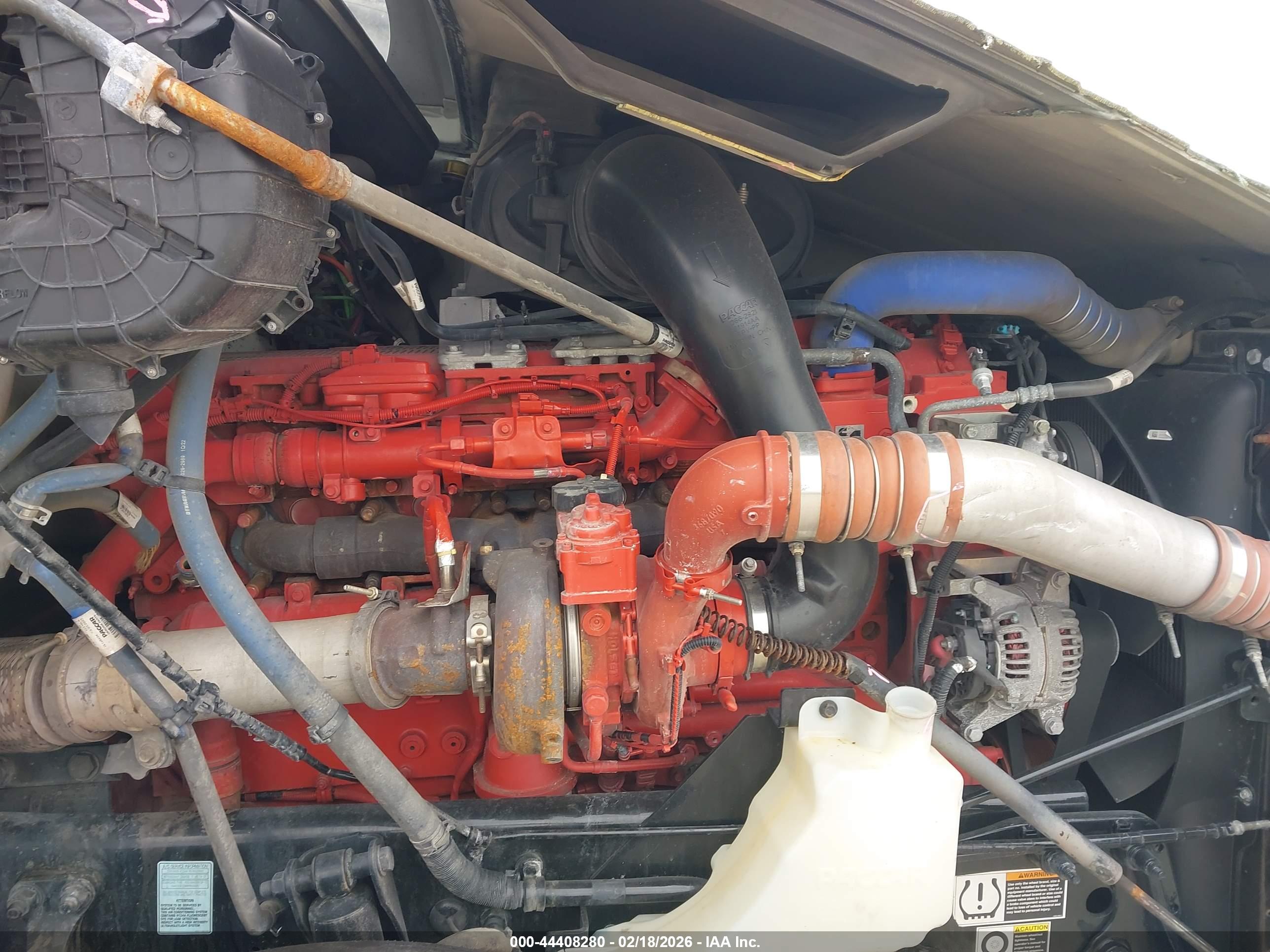 PETERBILT 579 image 10