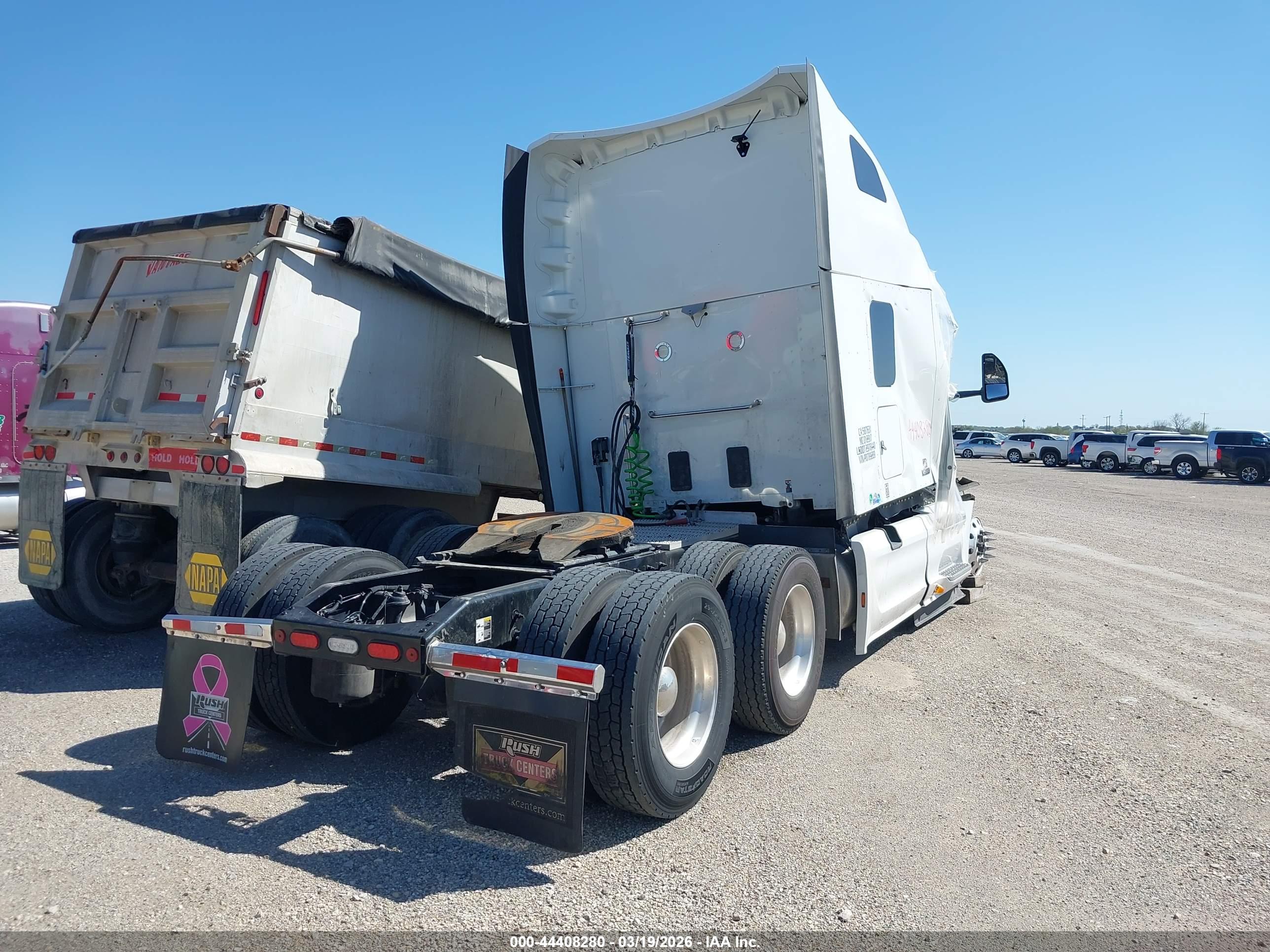 PETERBILT 579 image 4