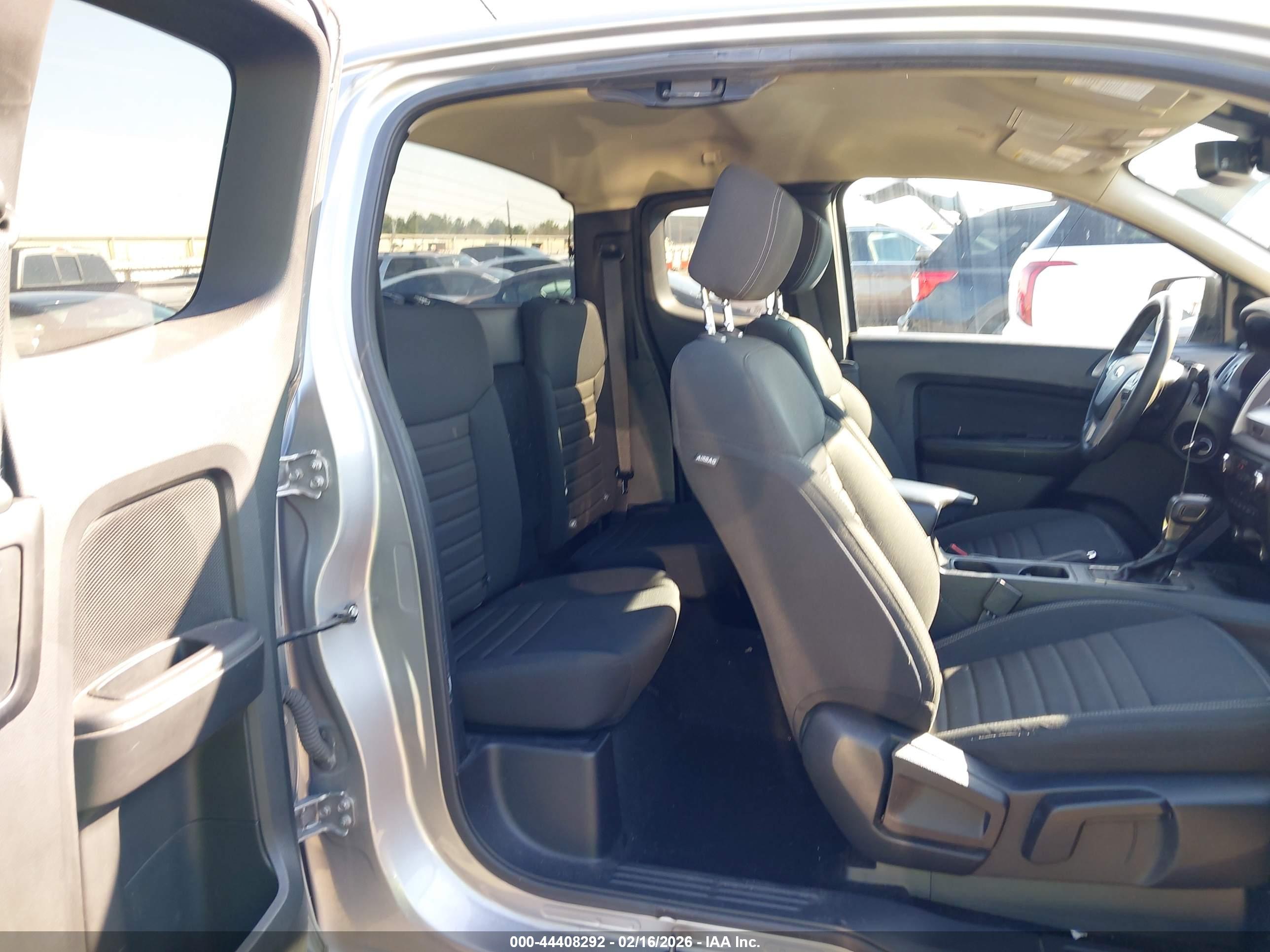 FORD RANGER image 8