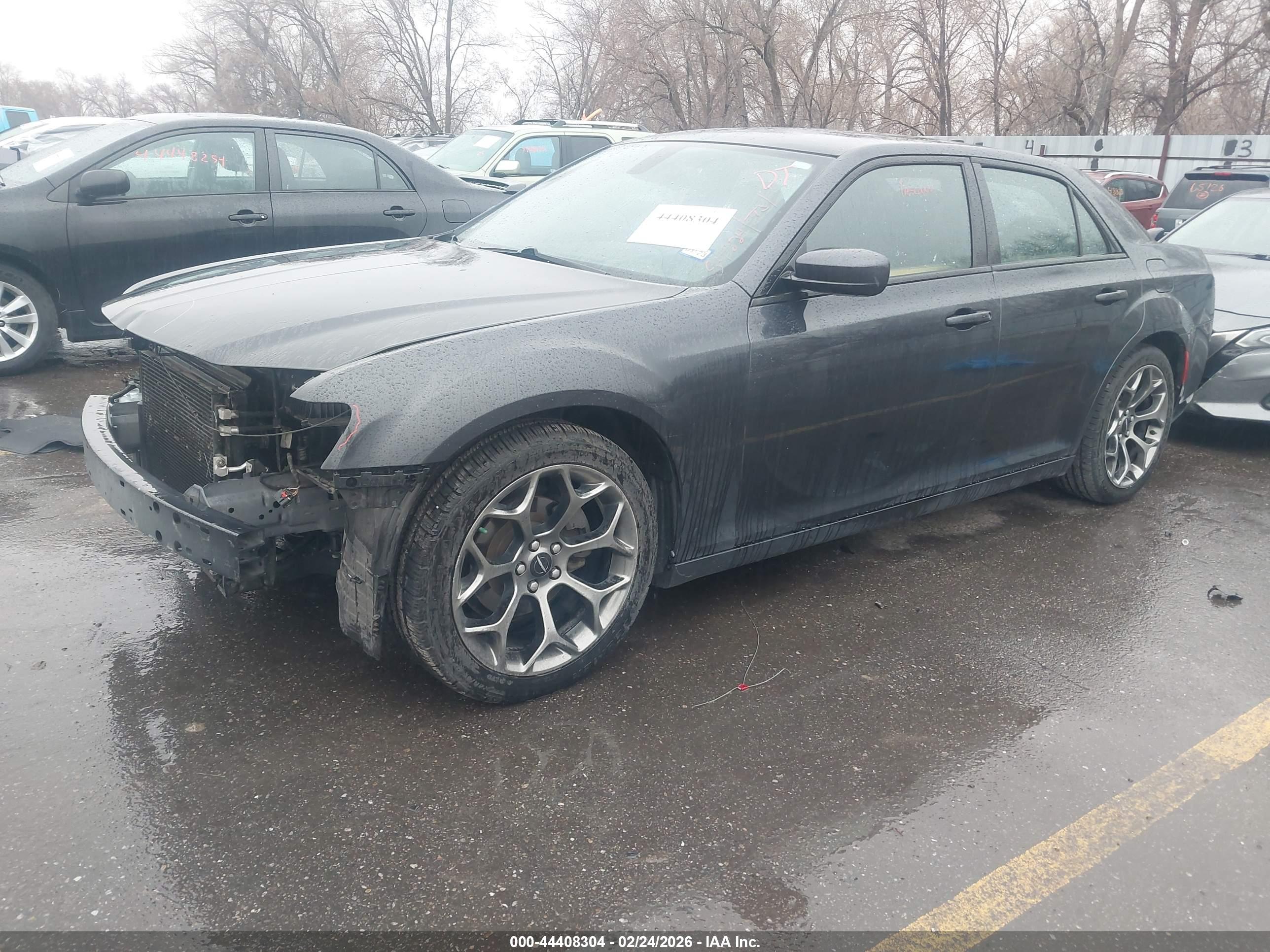 CHRYSLER 300 image 2