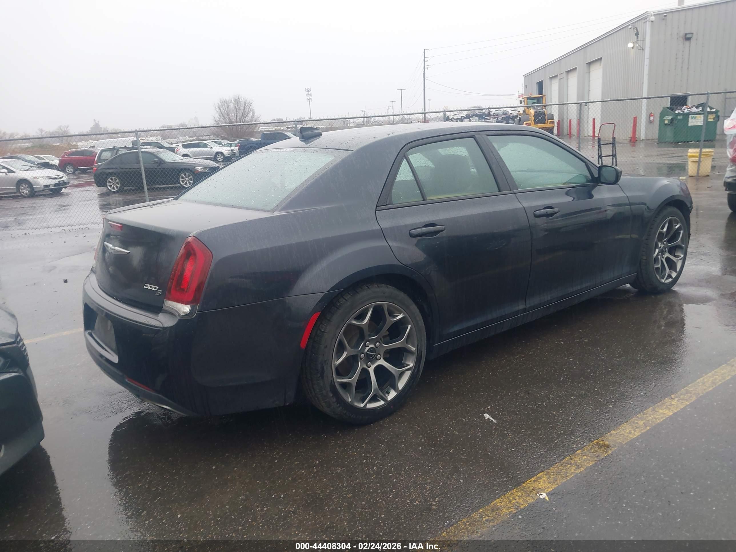 CHRYSLER 300 image 4