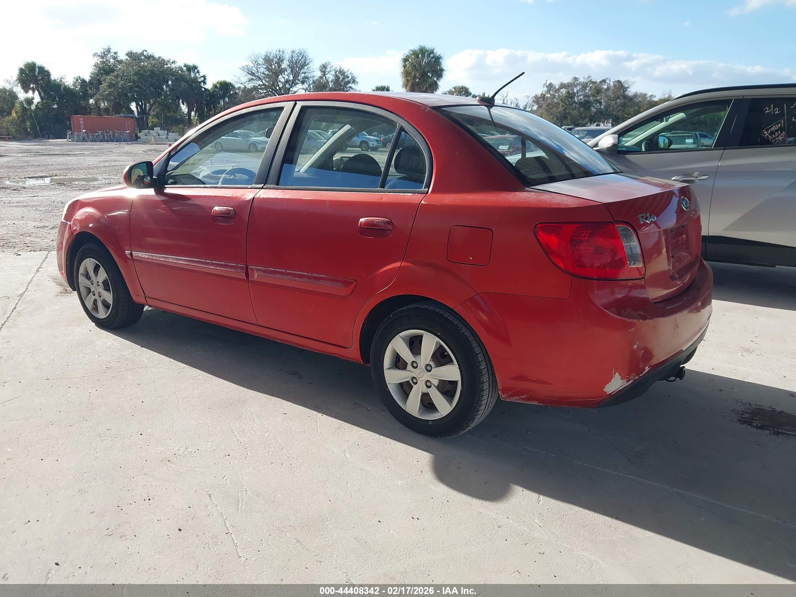 KIA RIO image 3