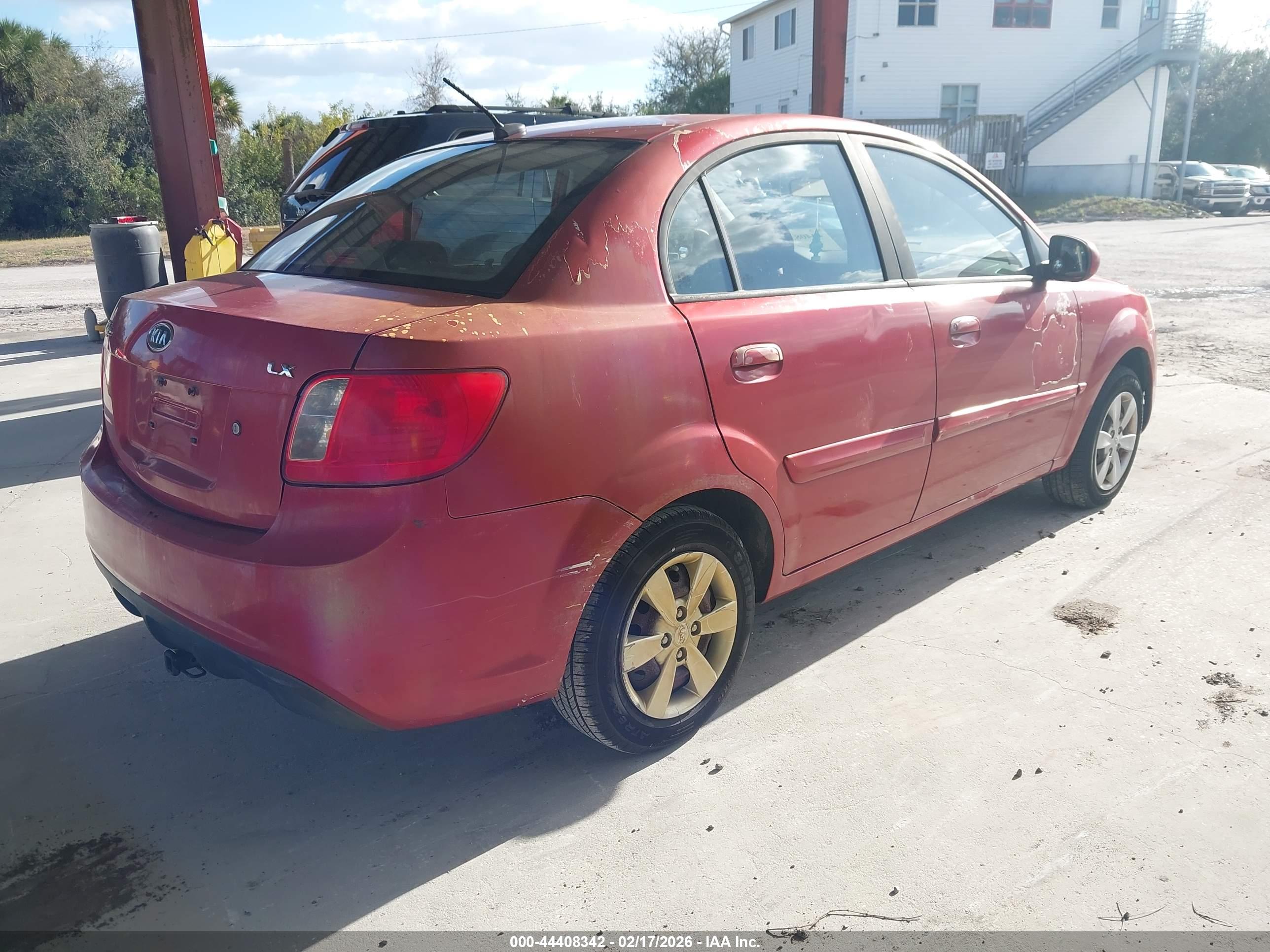 KIA RIO image 4