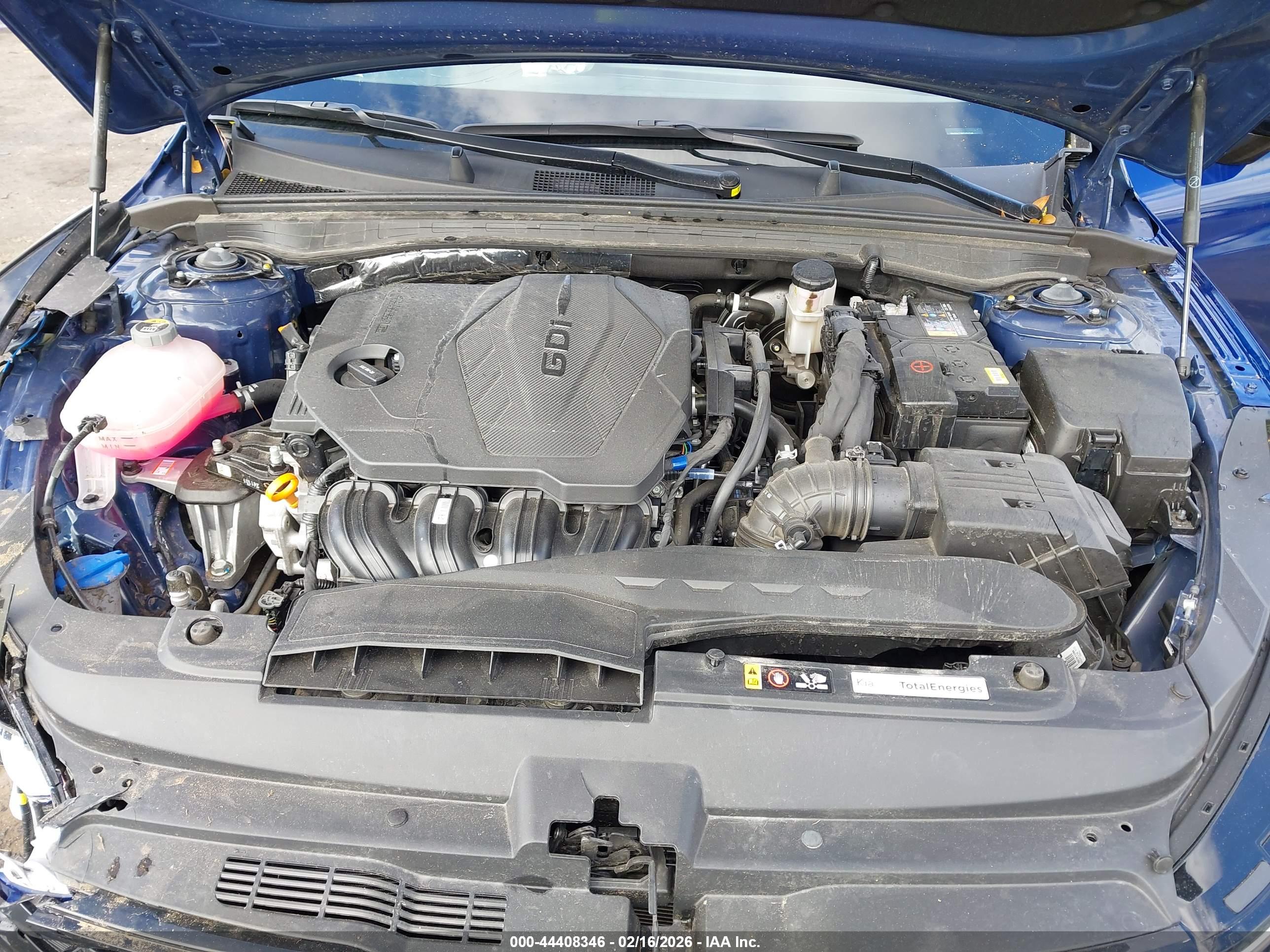 KIA K5 image 10