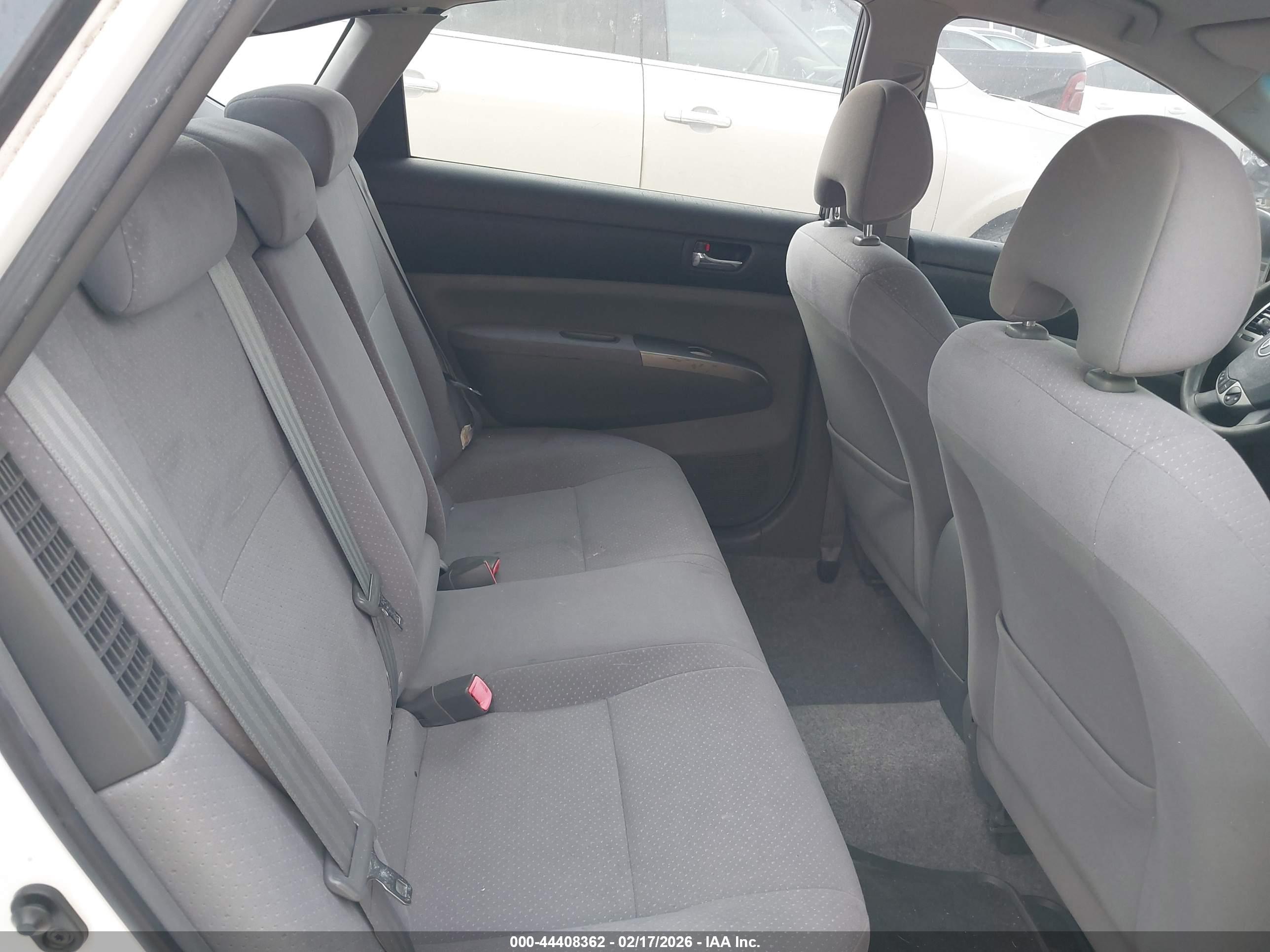 TOYOTA PRIUS image 8