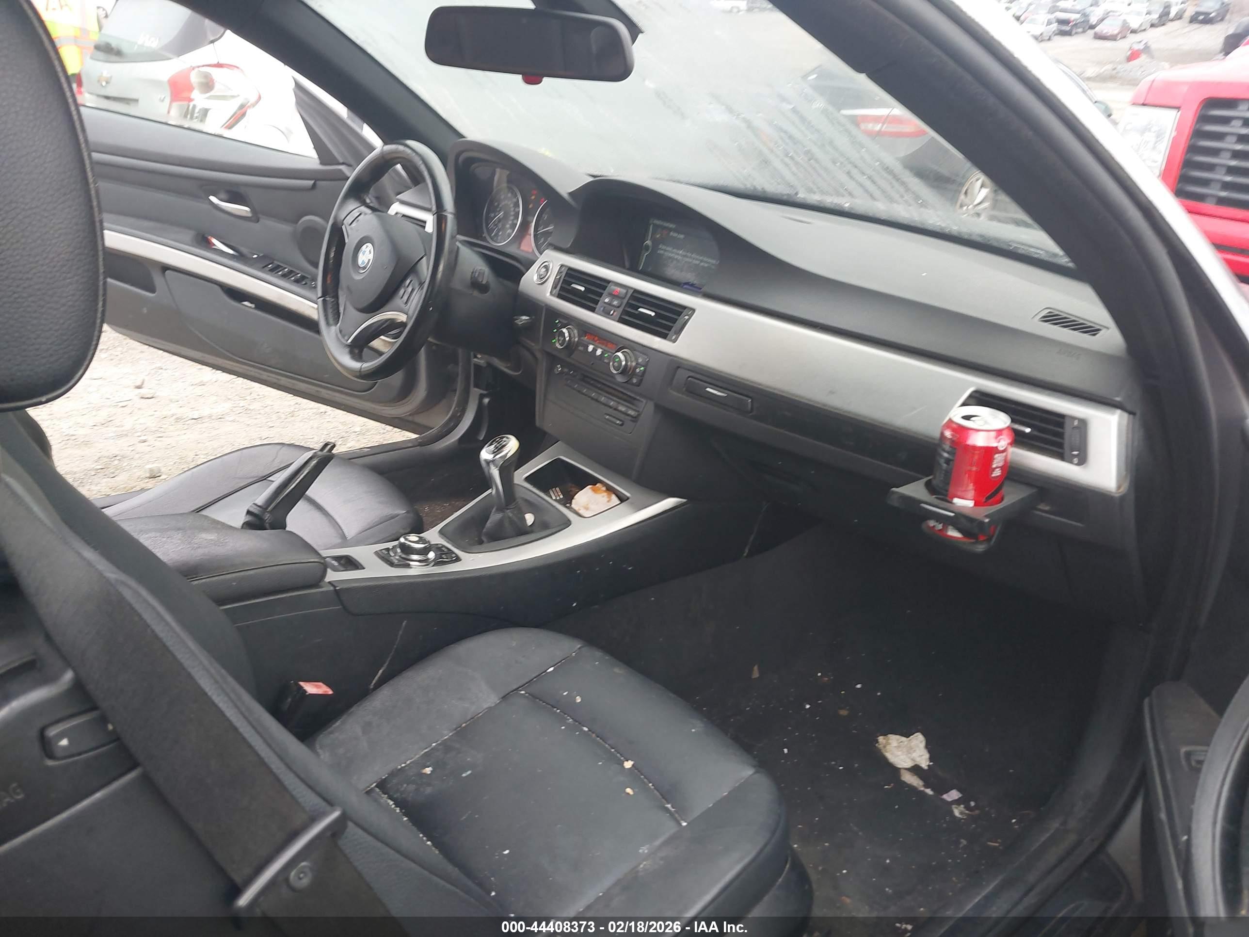 BMW 335I image 5
