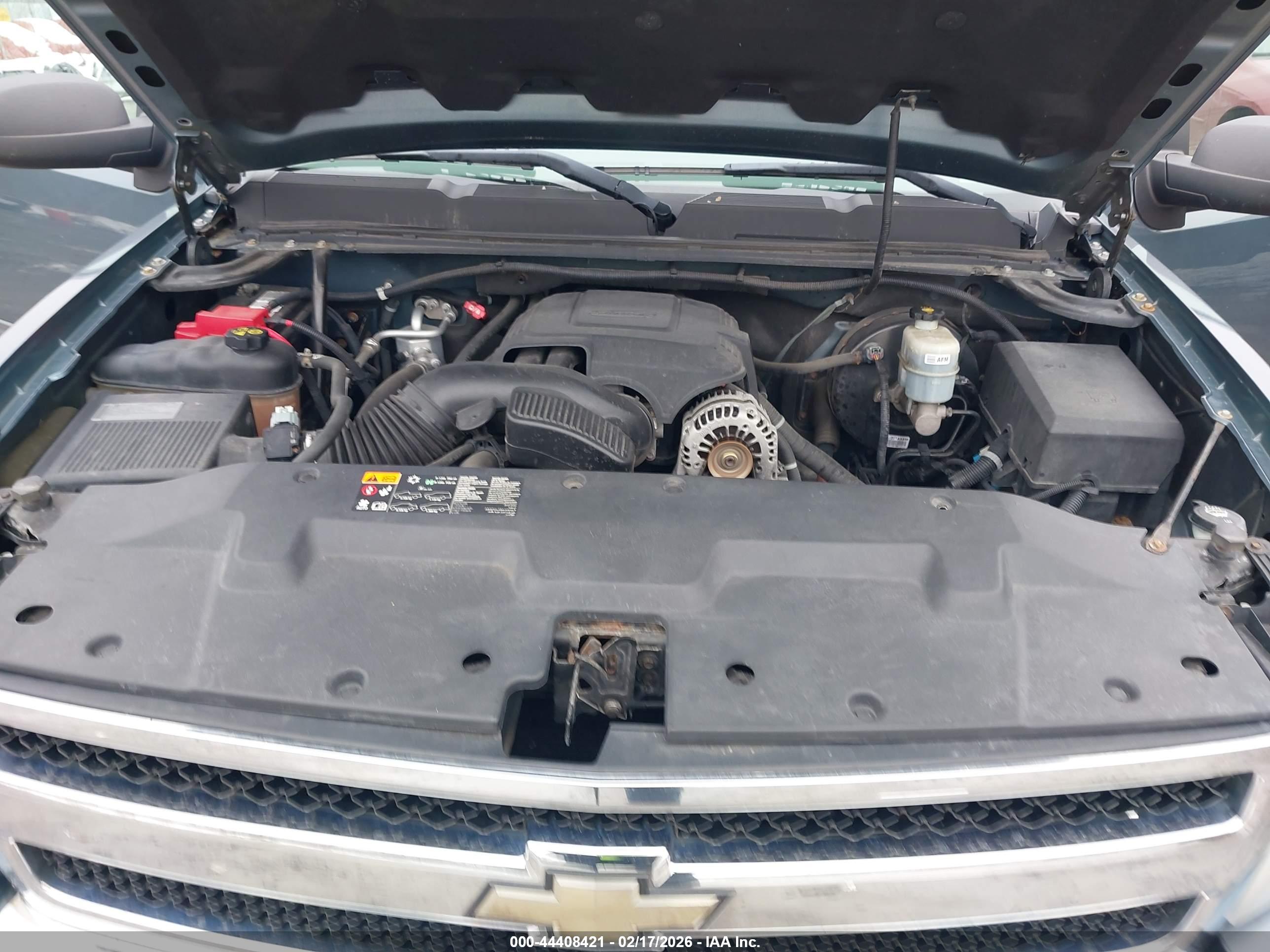 CHEVROLET SILVERADO image 10