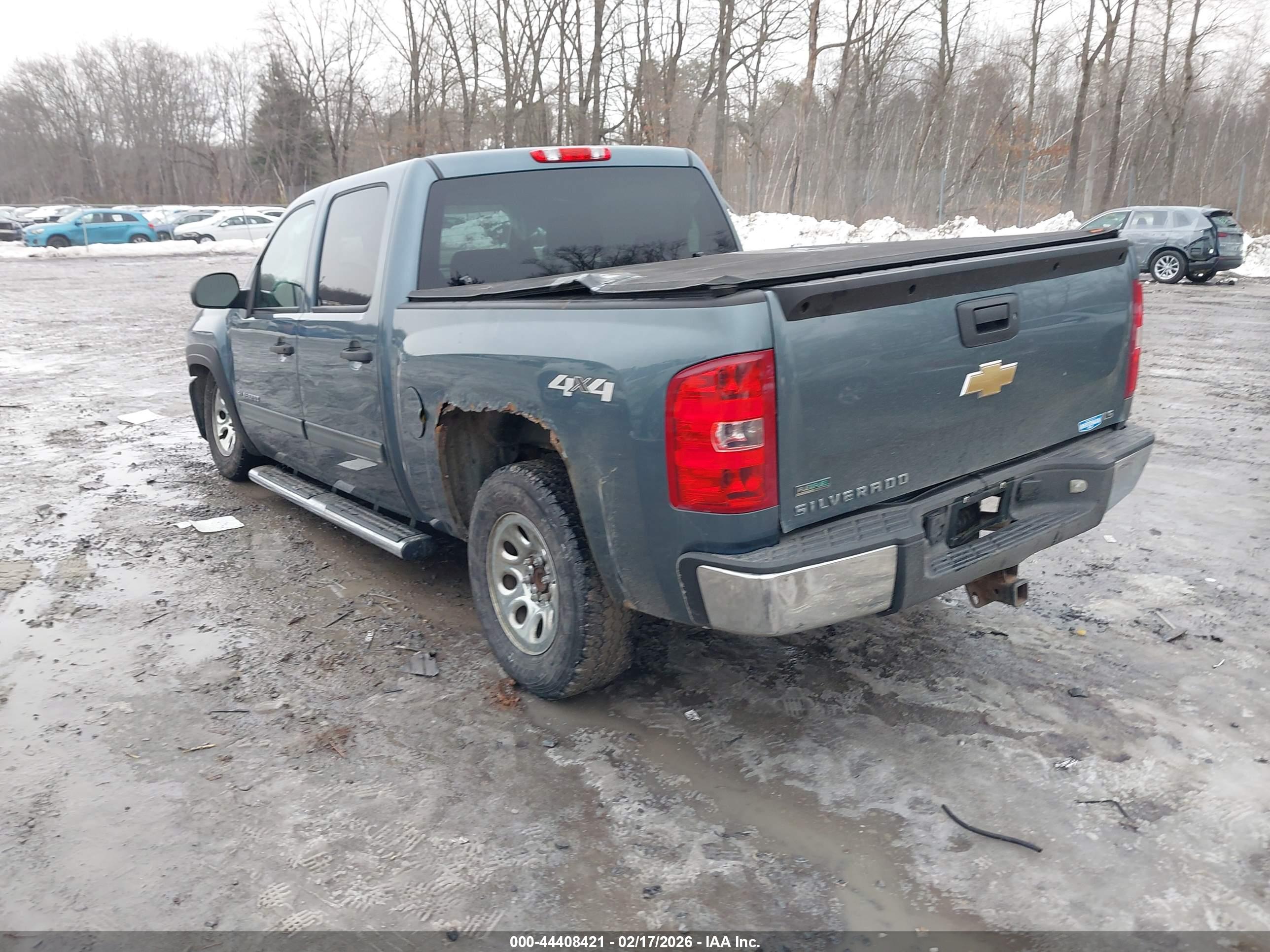 CHEVROLET SILVERADO image 3
