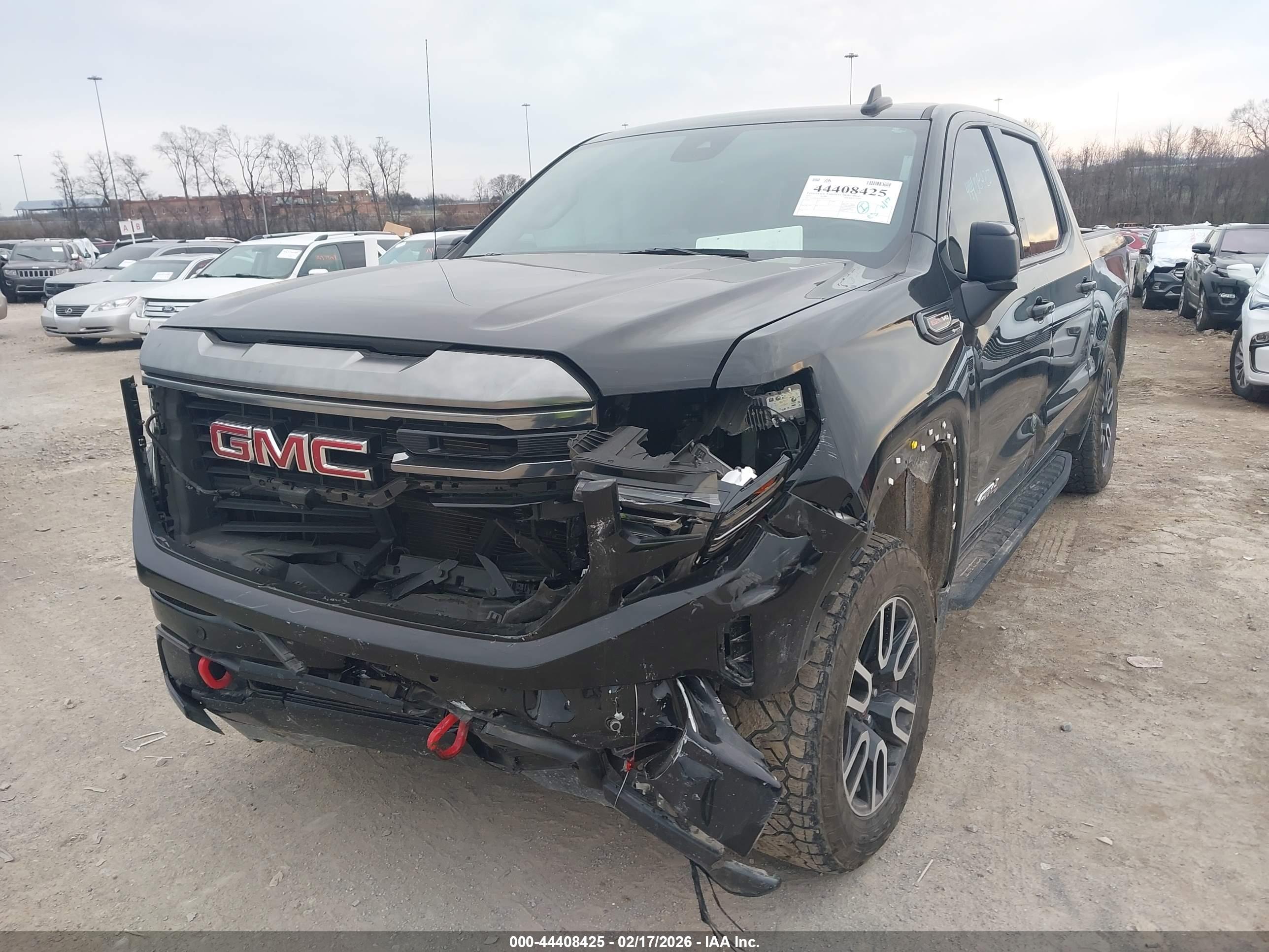 GMC SIERRA image 6