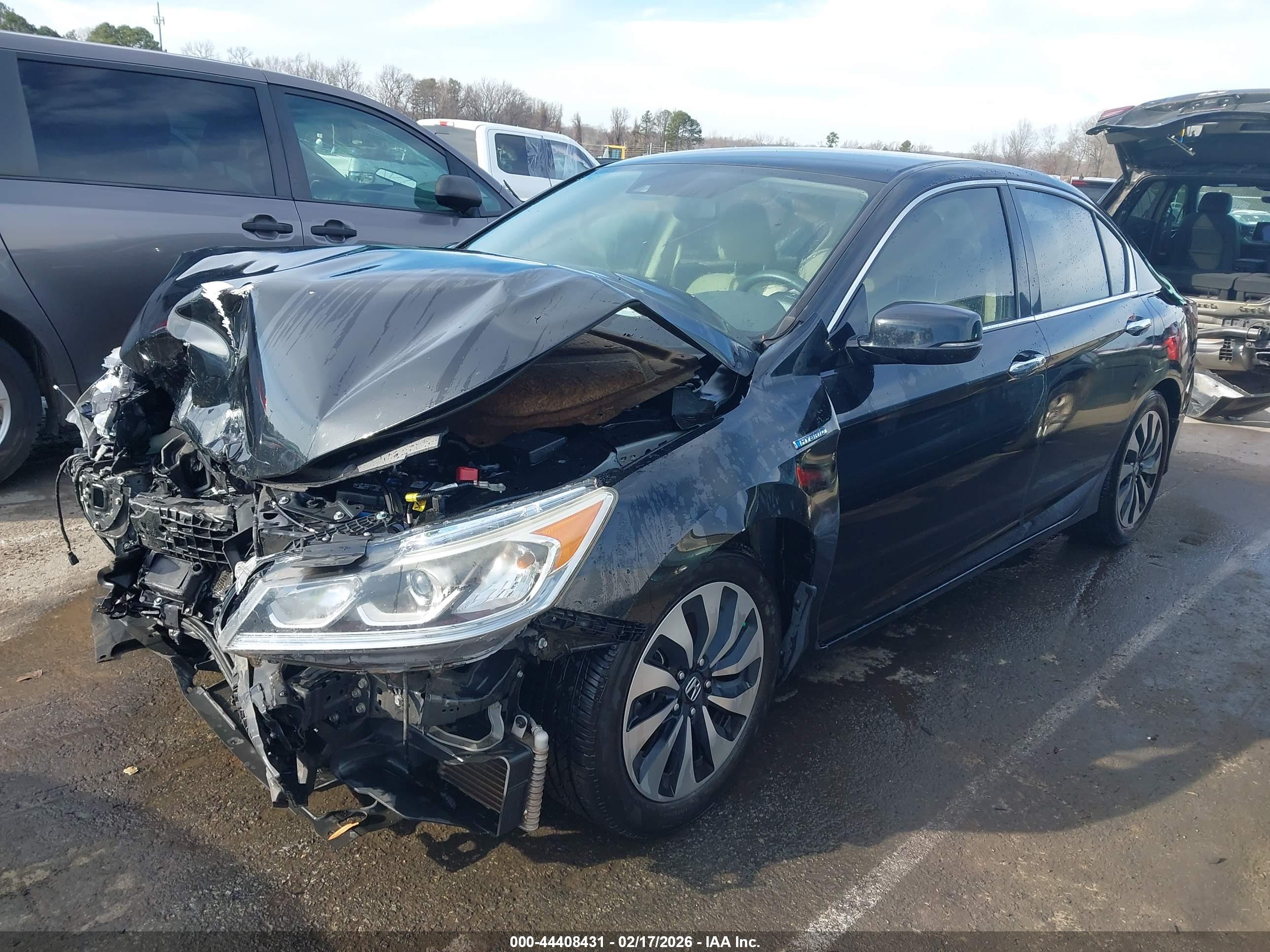 HONDA ACCORD image 2