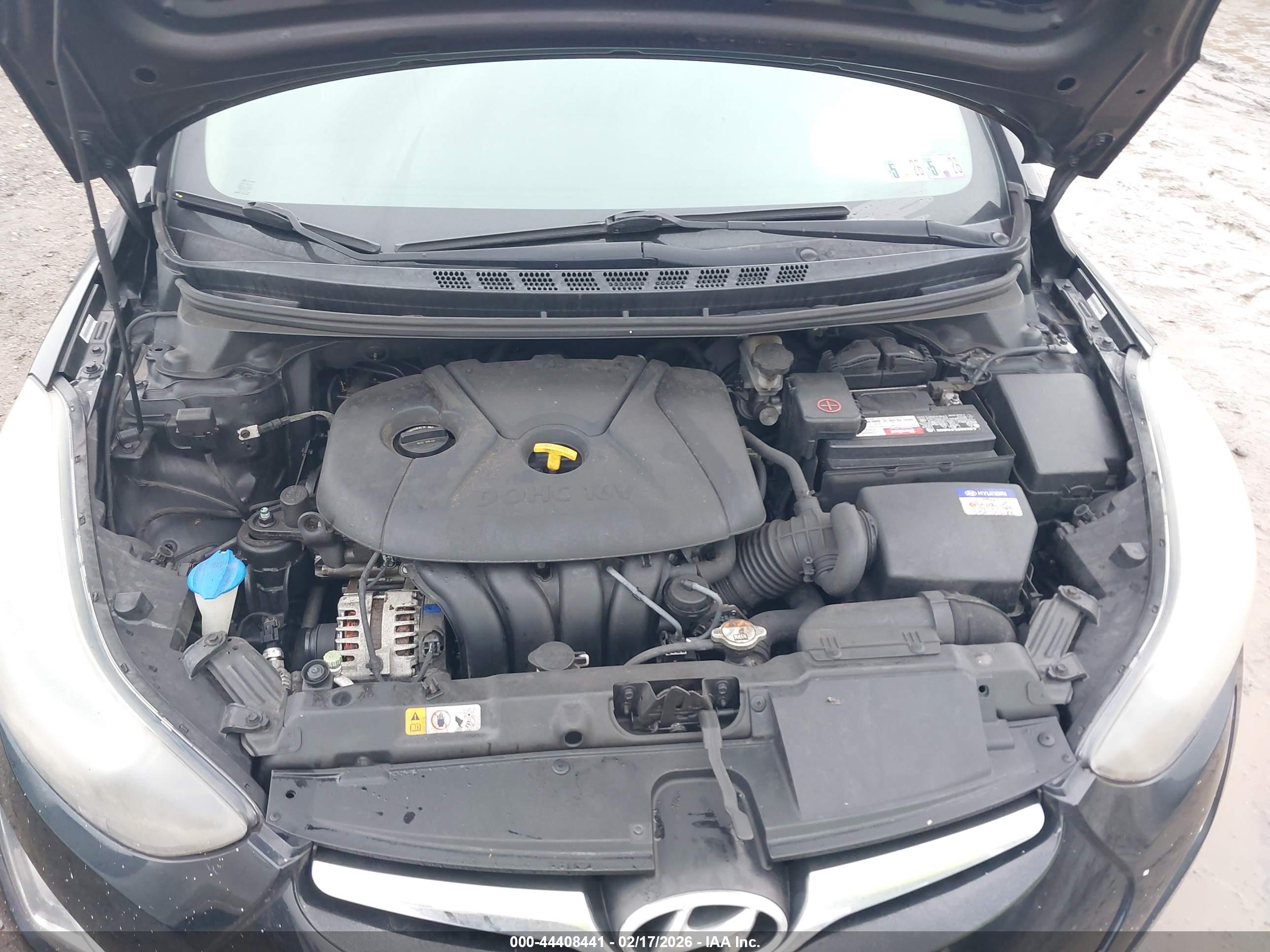 HYUNDAI ELANTRA image 10