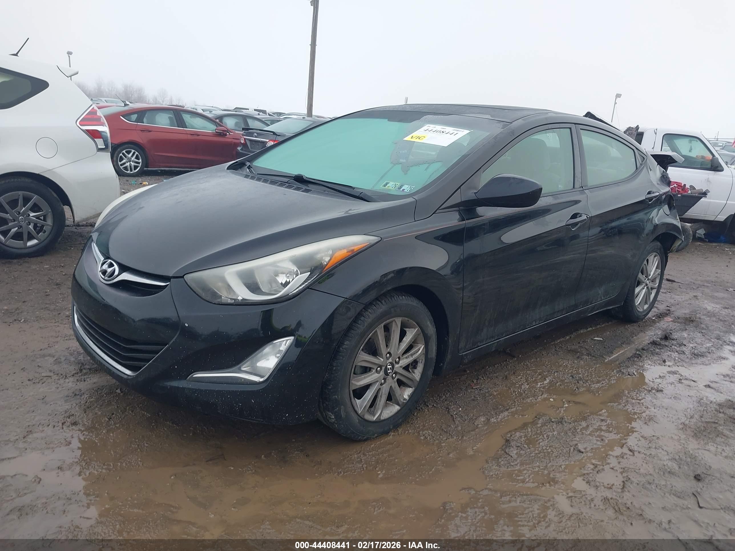 HYUNDAI ELANTRA image 2