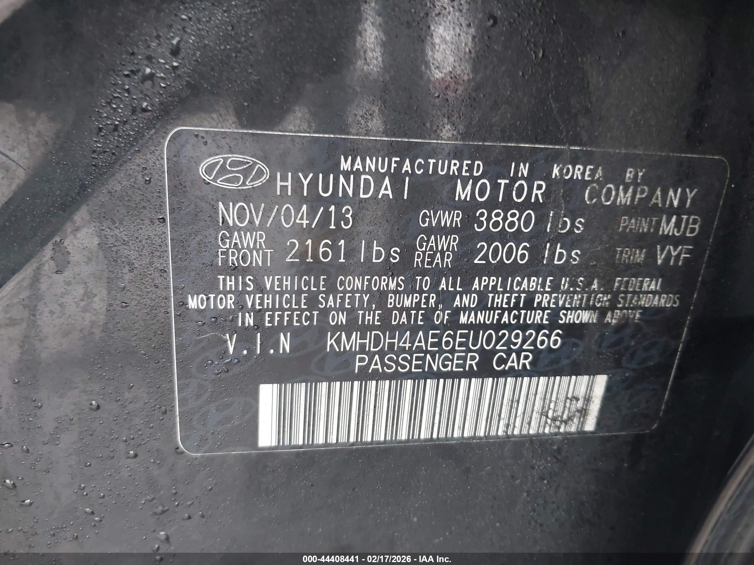 HYUNDAI ELANTRA image 9