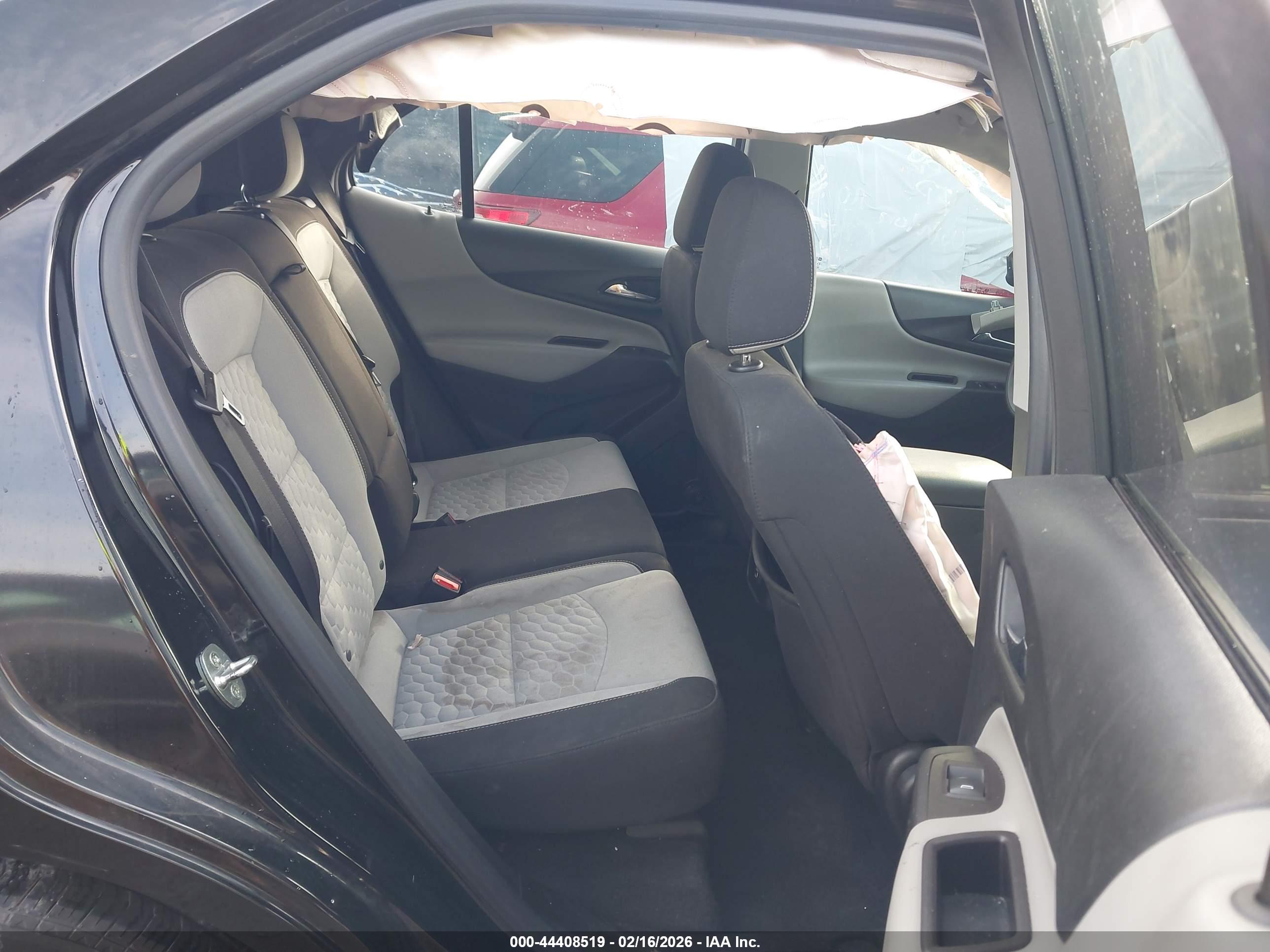 CHEVROLET EQUINOX image 8