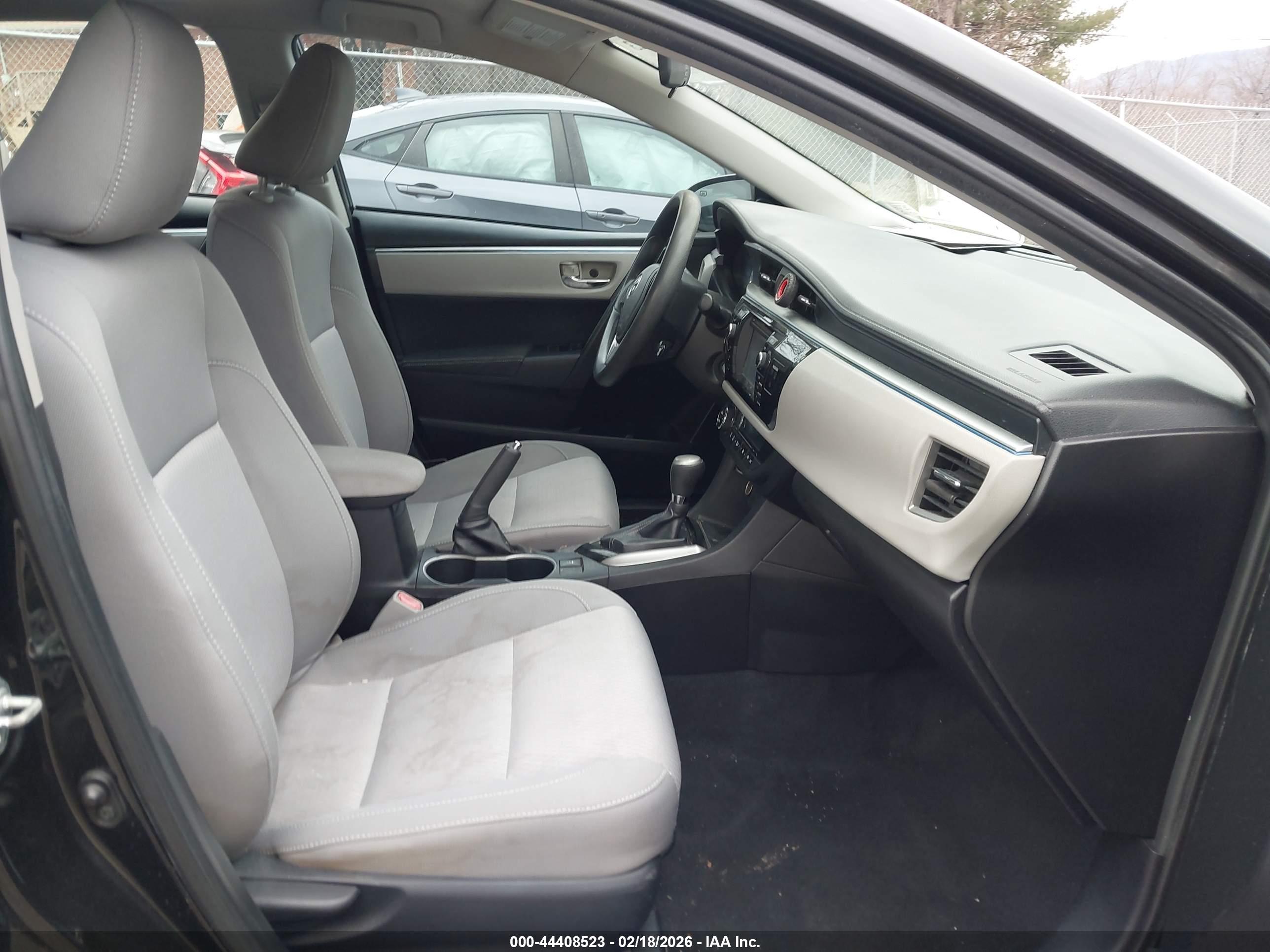TOYOTA COROLLA image 5
