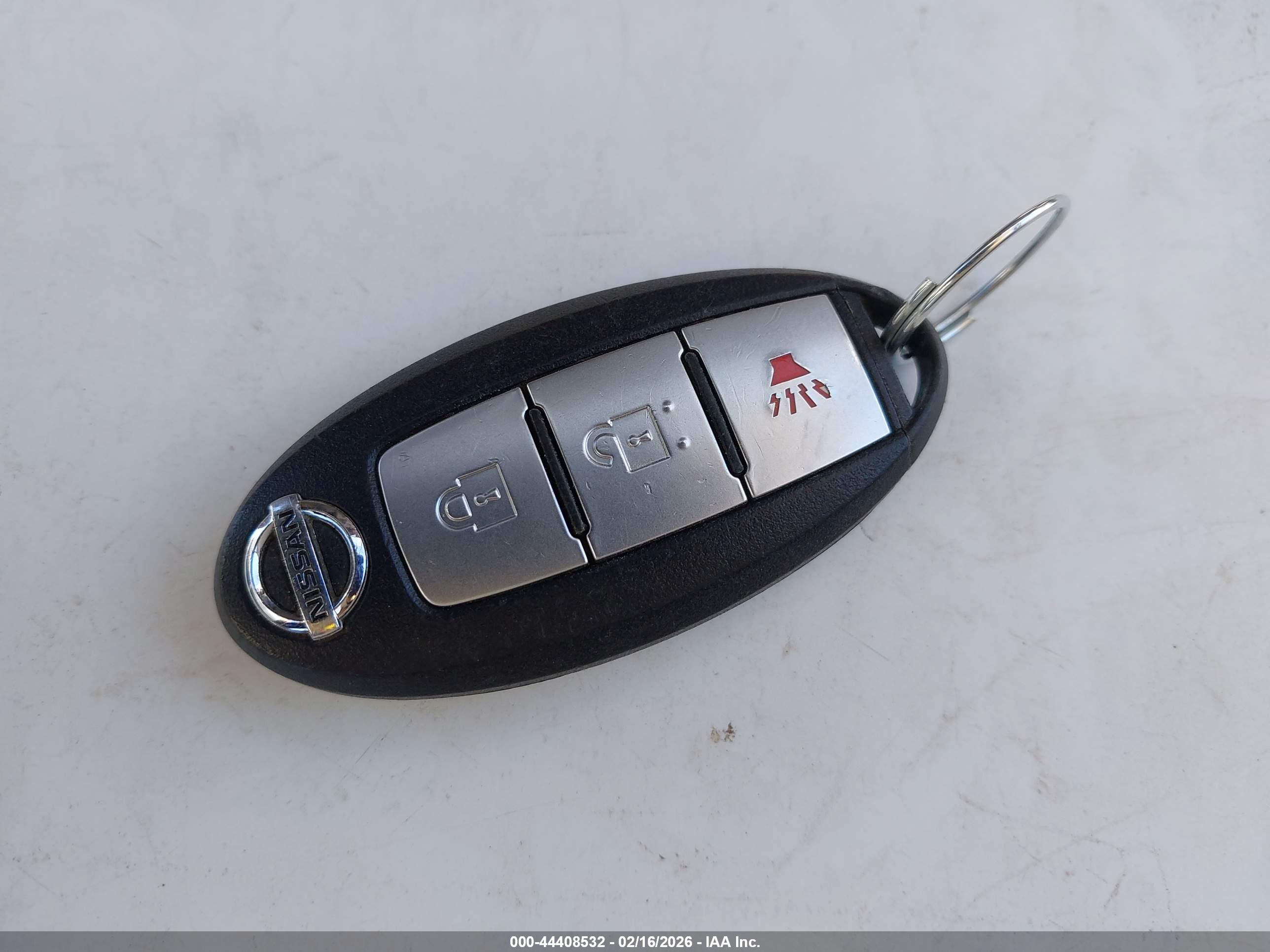 NISSAN ROGUE image 11