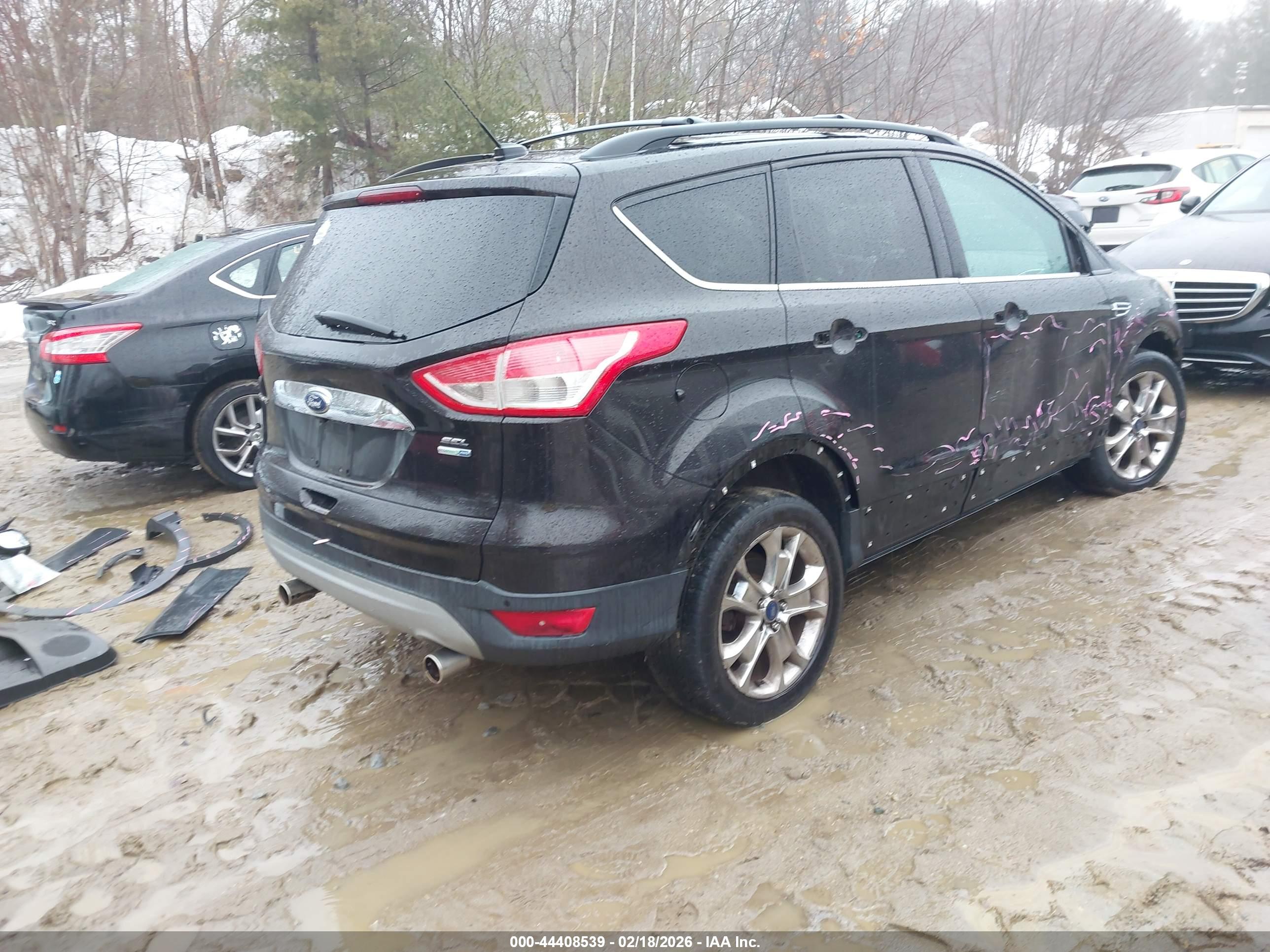 FORD ESCAPE image 4