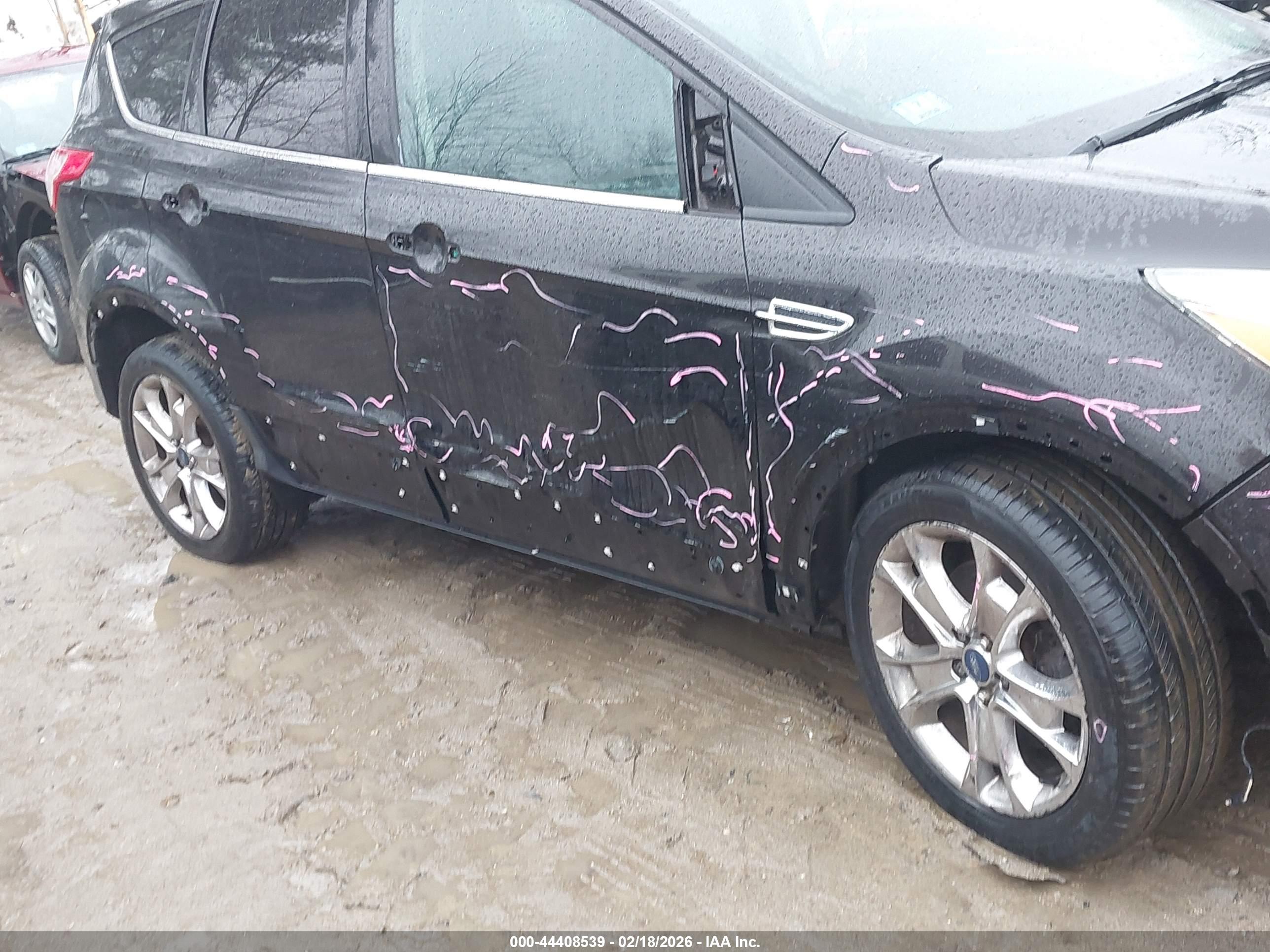 FORD ESCAPE image 6